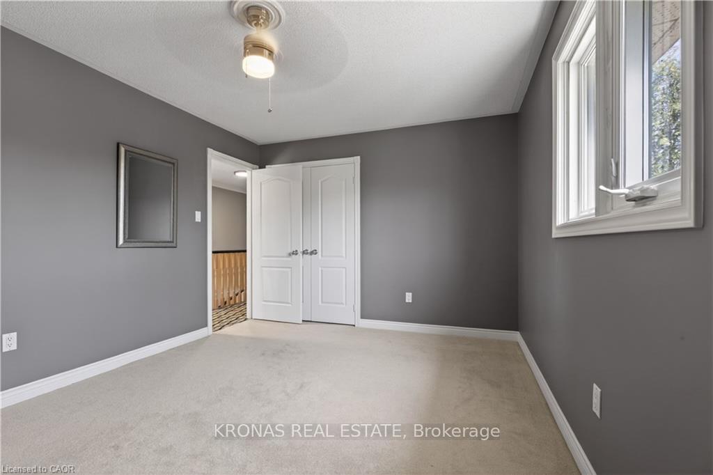 Photo 37 of 85 Waterford Crescent, Hamilton, Lakeshore — HOMEH