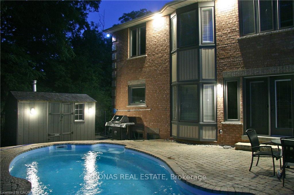 Photo 43 of 85 Waterford Crescent, Hamilton, Lakeshore — HOMEH
