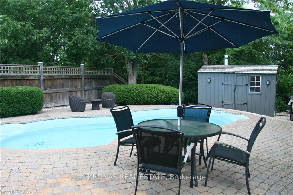 Photo 44 of 85 Waterford Crescent, Hamilton, Lakeshore — HOMEH