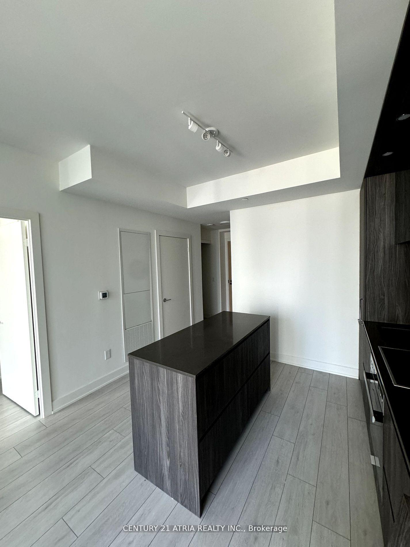 Photo 3 of Unit 2305, 15 Mercer Street, Toronto, Waterfront Communities — HOMEH