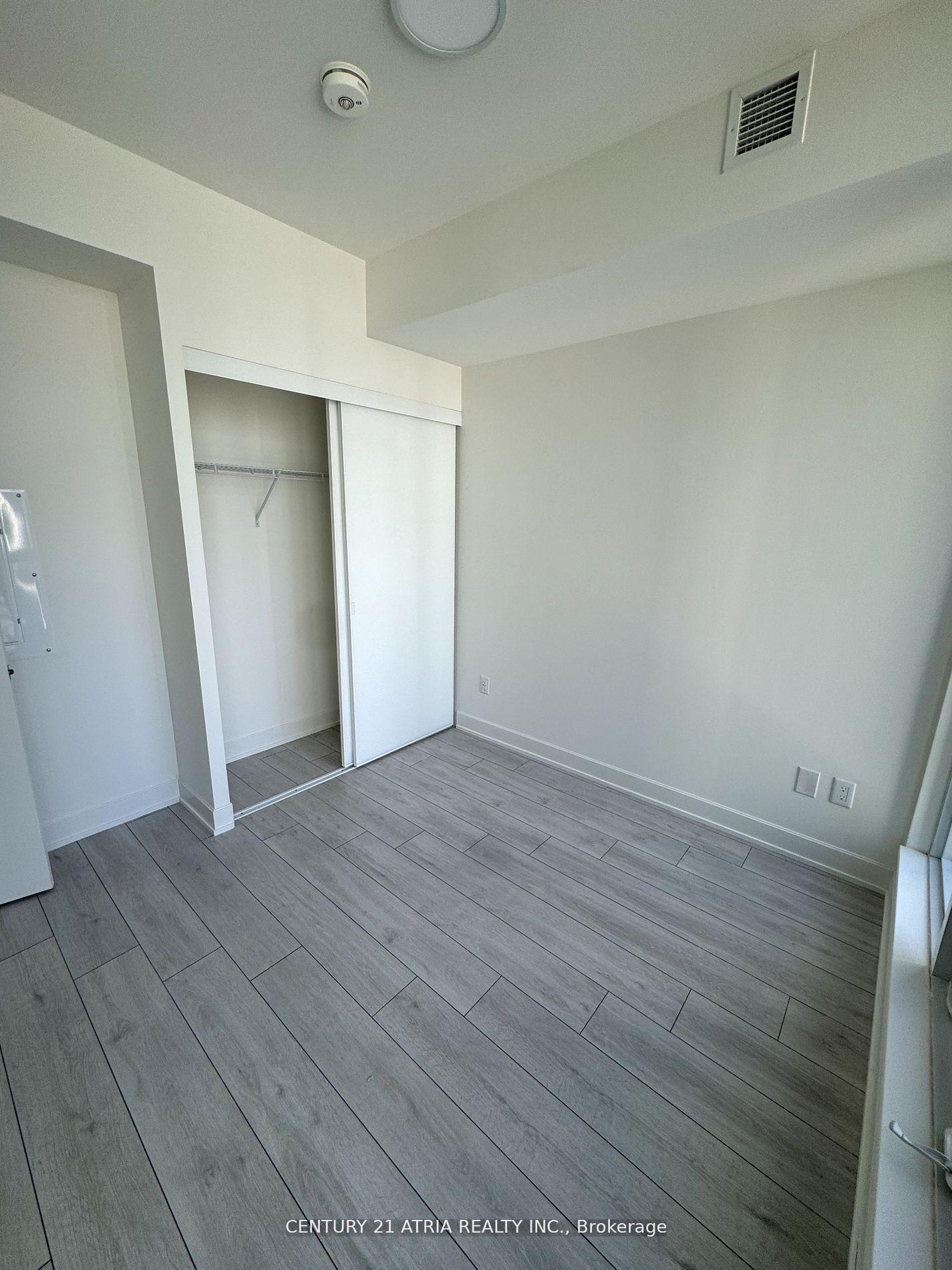 Photo 8 of Unit 2305, 15 Mercer Street, Toronto, Waterfront Communities — HOMEH