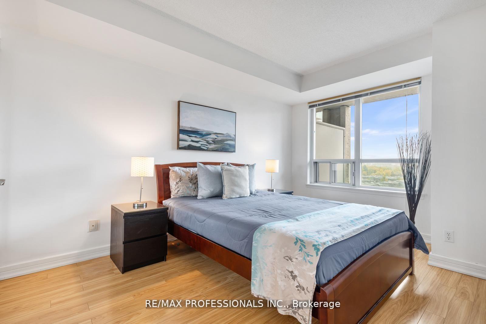 Photo 2 of Unit 706, 18 Harrison Garden Boulevard, North York, Willowdale East — HOMEH
