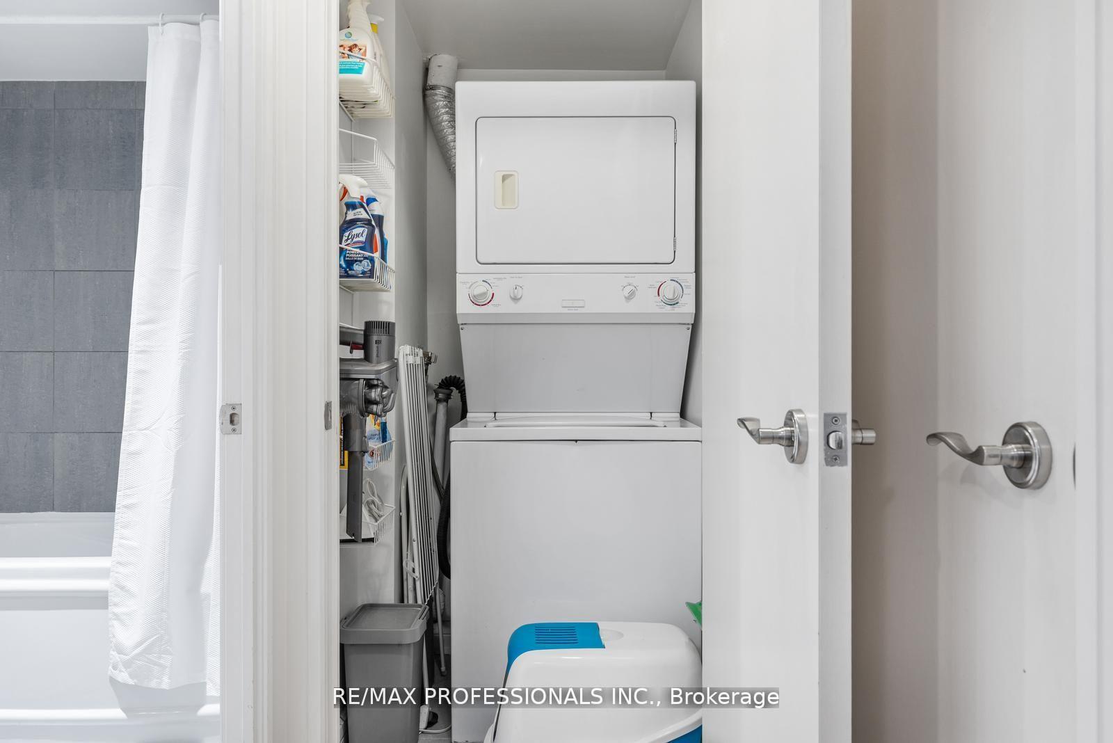 Photo 20 of Unit 706, 18 Harrison Garden Boulevard, North York, Willowdale East — HOMEH