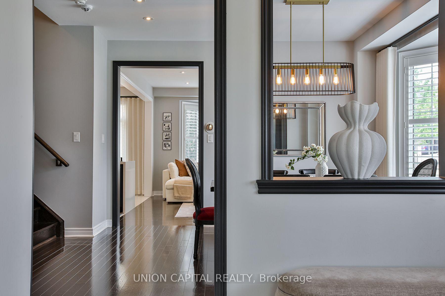 Photo 4 of 50 Christian Ritter Drive, Markham, Berczy — HOMEH