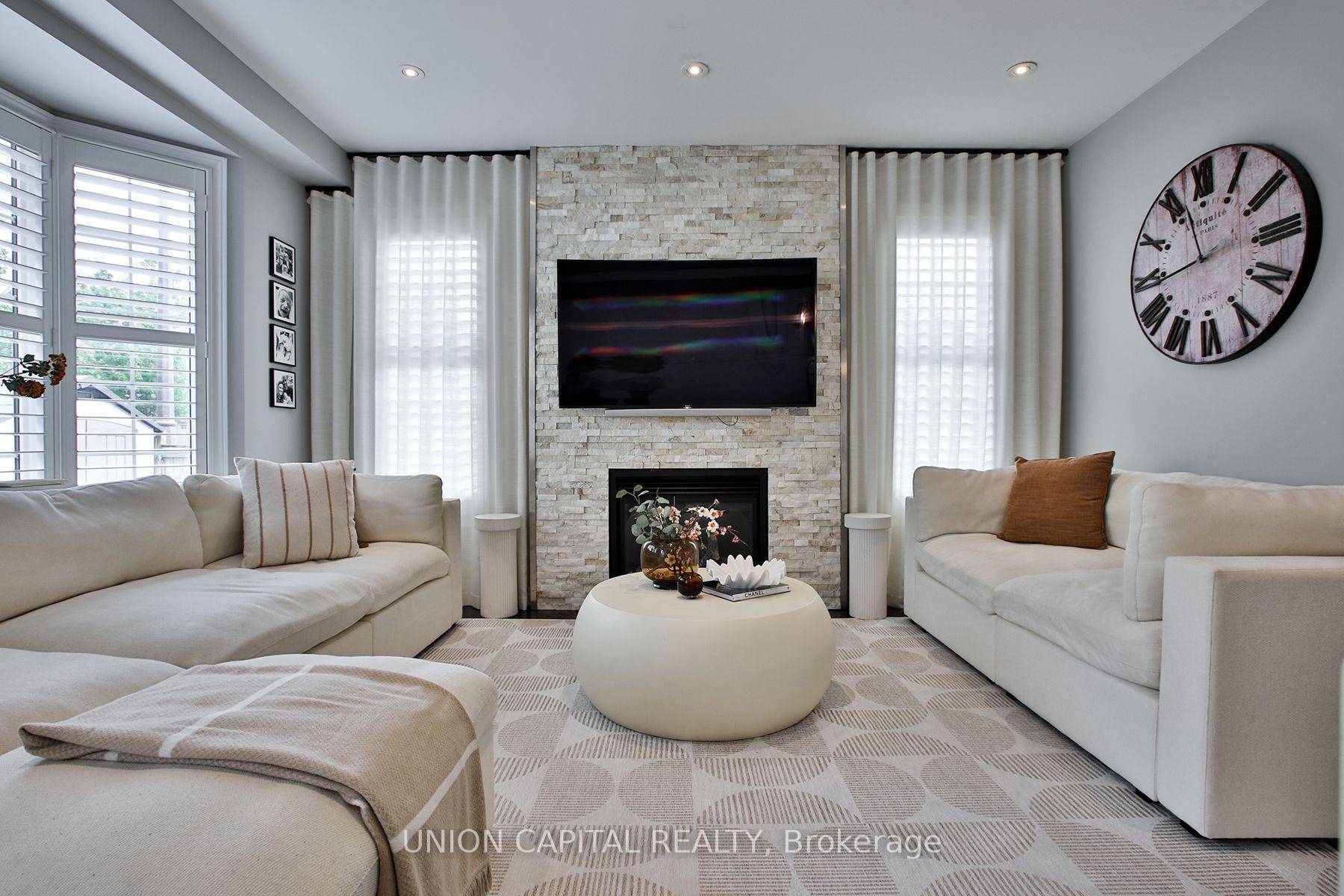 Photo 8 of 50 Christian Ritter Drive, Markham, Berczy — HOMEH