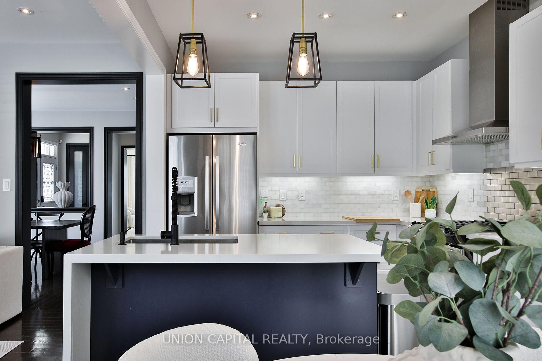 Photo 16 of 50 Christian Ritter Drive, Markham, Berczy — HOMEH