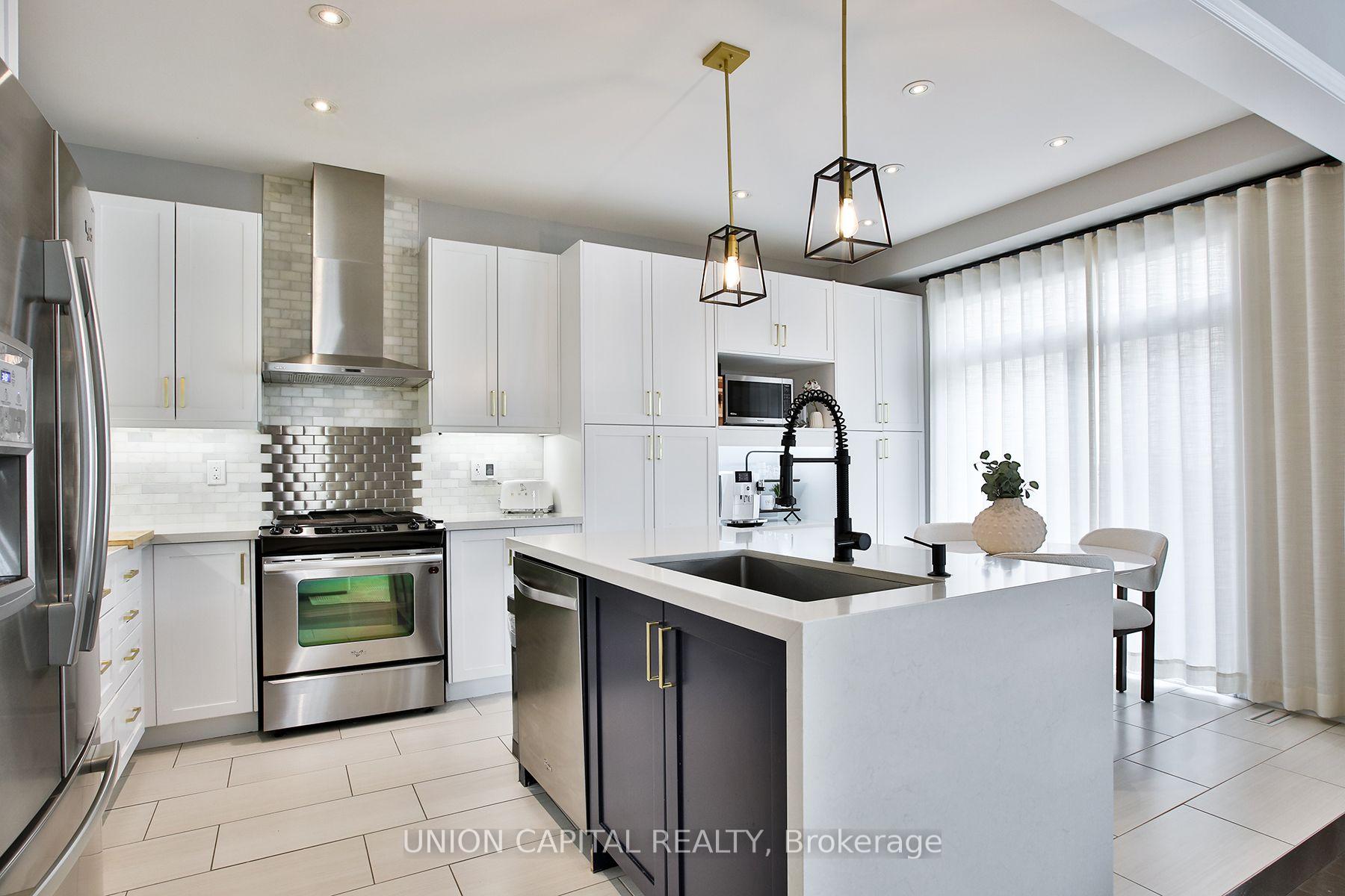 Photo 17 of 50 Christian Ritter Drive, Markham, Berczy — HOMEH