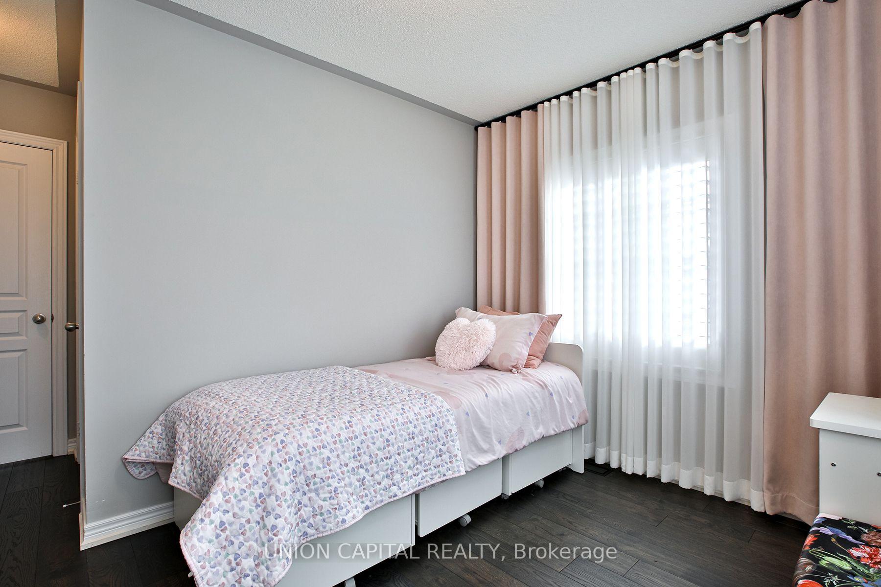 Photo 21 of 50 Christian Ritter Drive, Markham, Berczy — HOMEH
