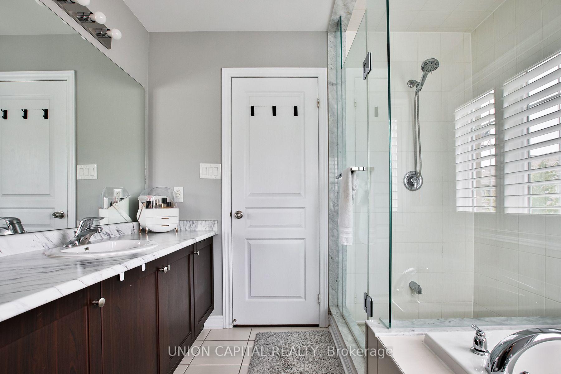 Photo 28 of 50 Christian Ritter Drive, Markham, Berczy — HOMEH