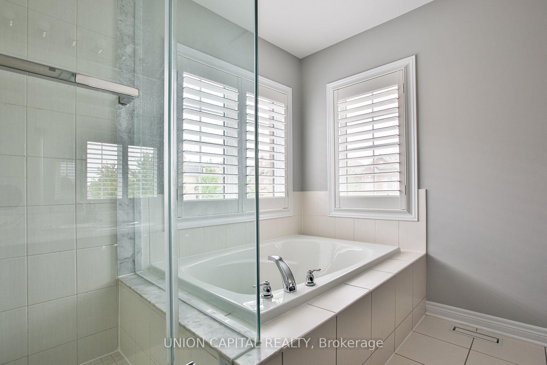 Photo 29 of 50 Christian Ritter Drive, Markham, Berczy — HOMEH