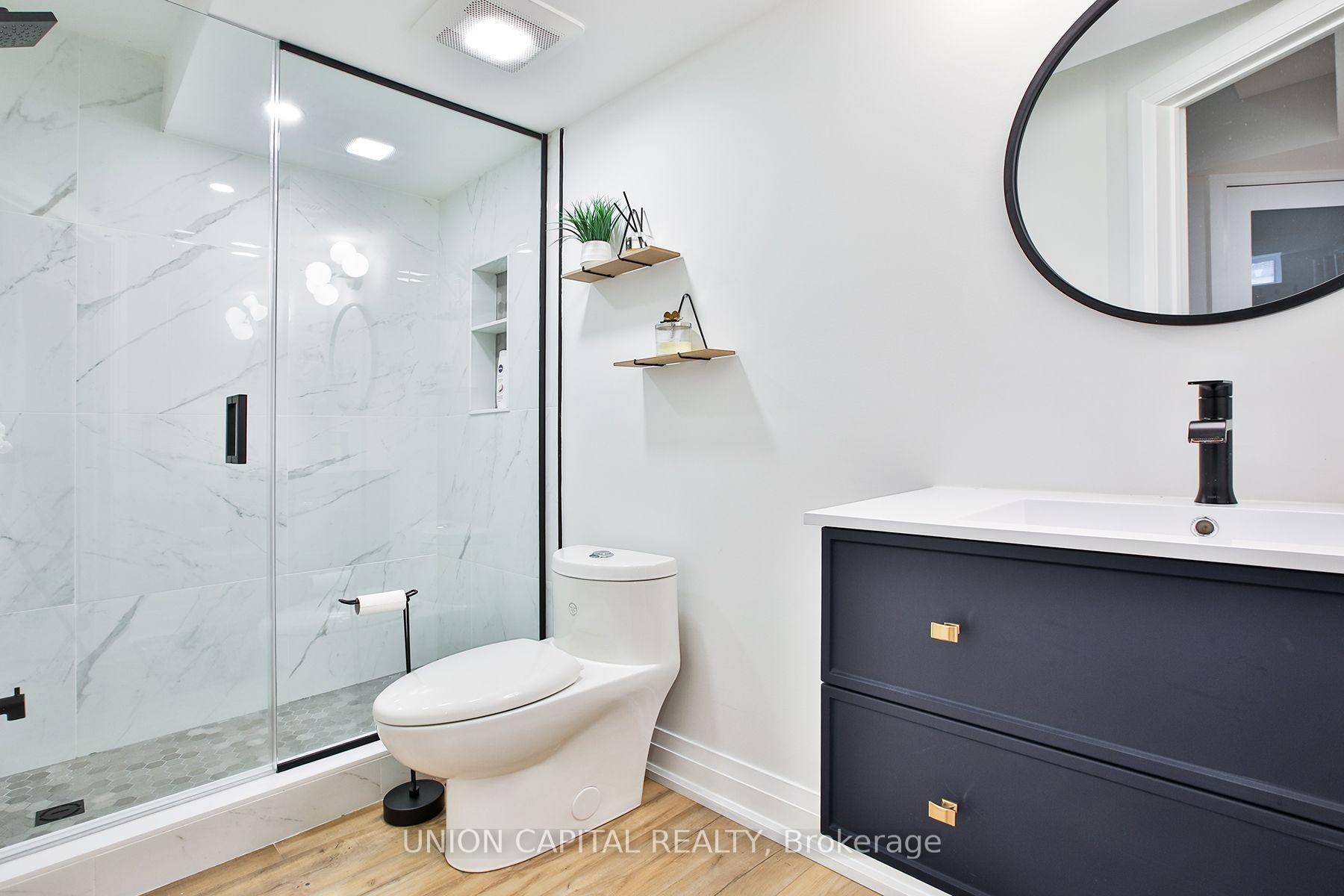 Photo 44 of 50 Christian Ritter Drive, Markham, Berczy — HOMEH