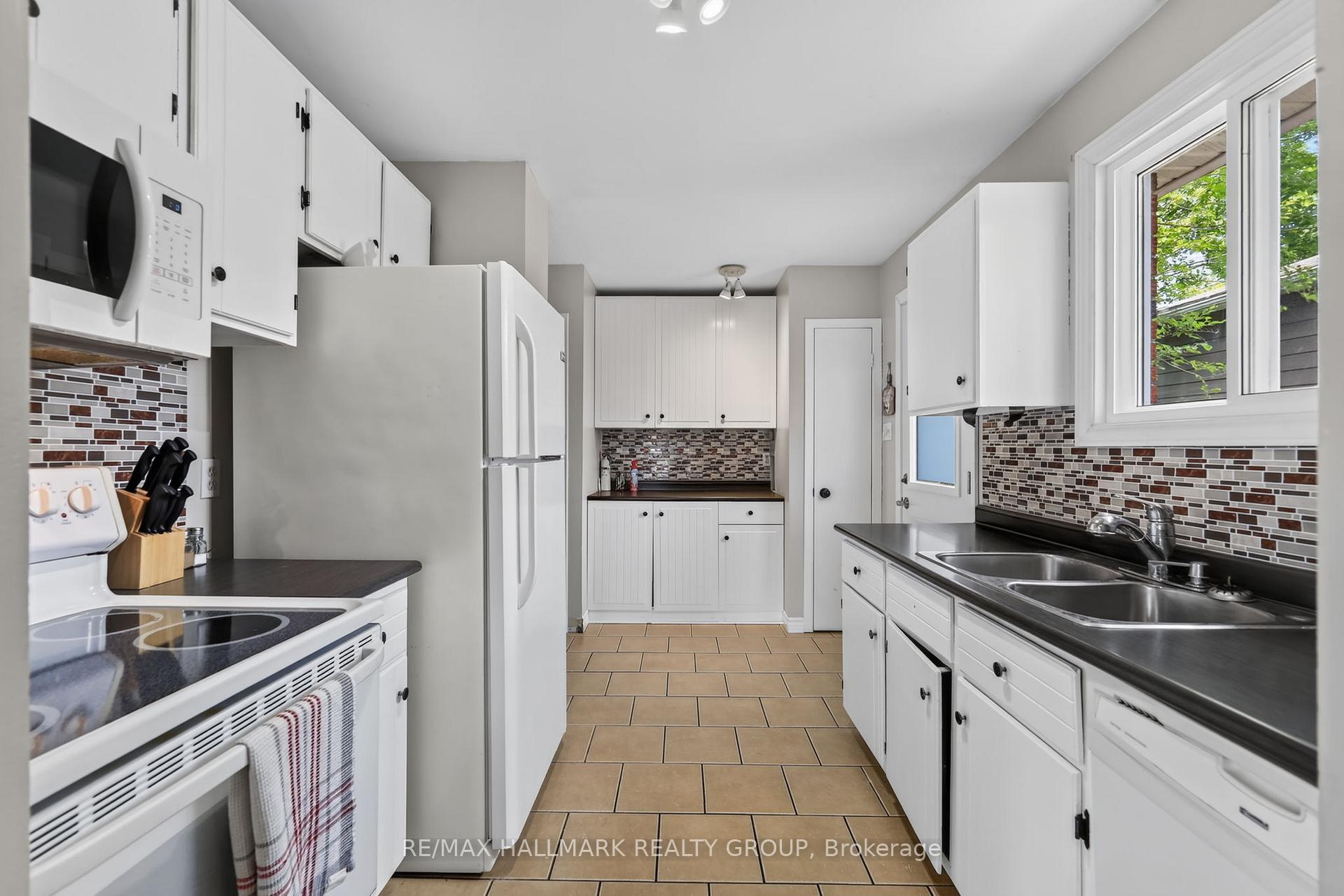 Photo 9 of 460 Pattie Drive, Carleton Place, Carleton Place — HOMEH