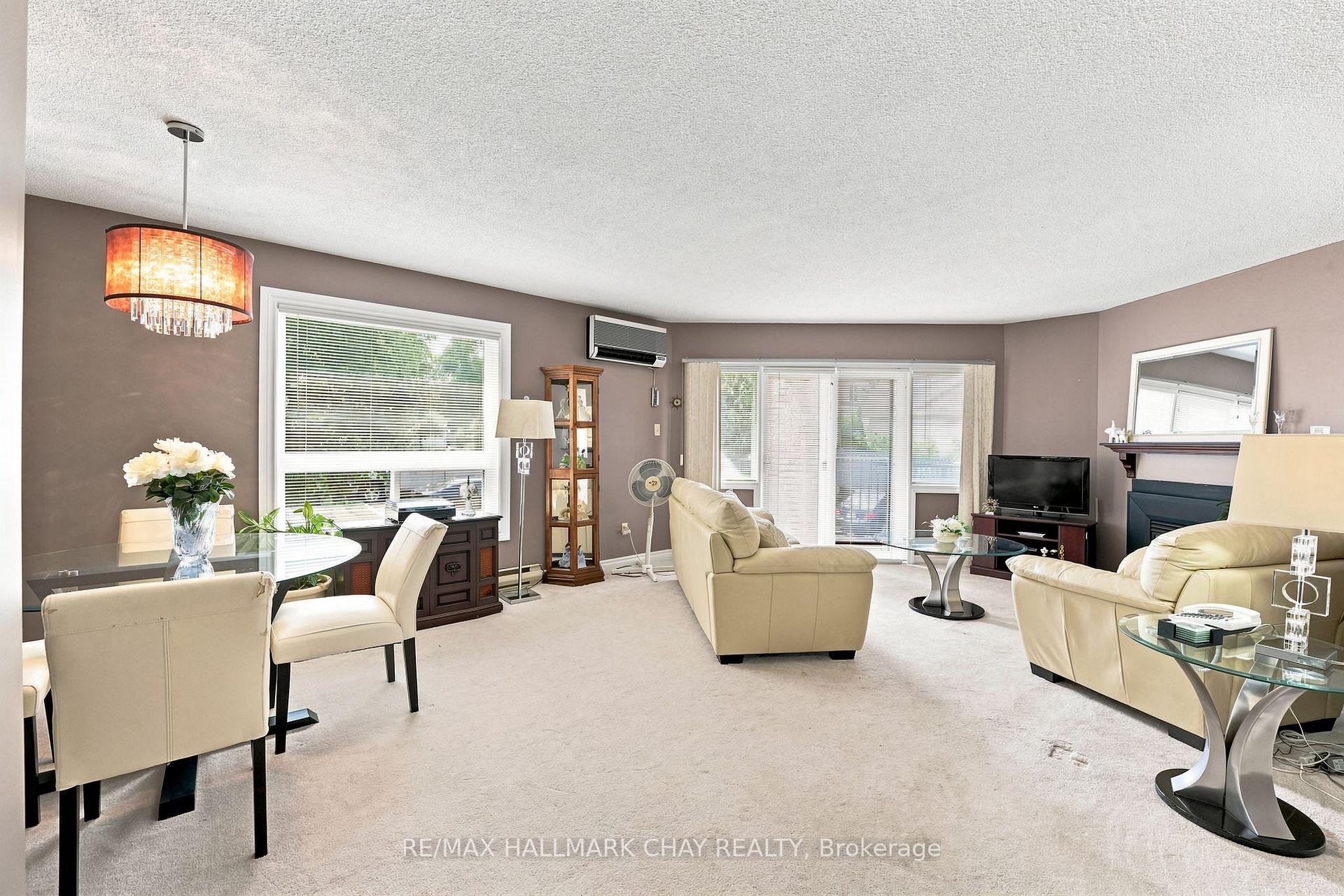 Photo 5 of Unit 201, 131 Clapperton Street, Barrie, Wellington — HOMEH