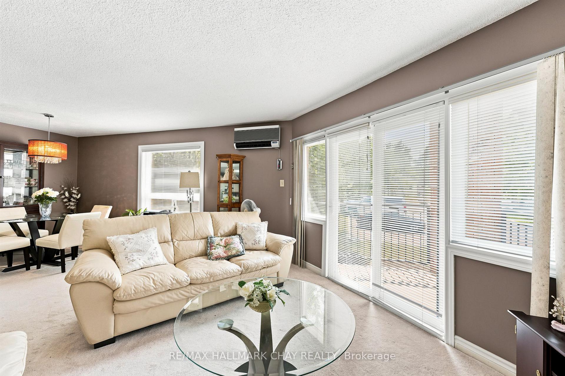 Photo 8 of Unit 201, 131 Clapperton Street, Barrie, Wellington — HOMEH