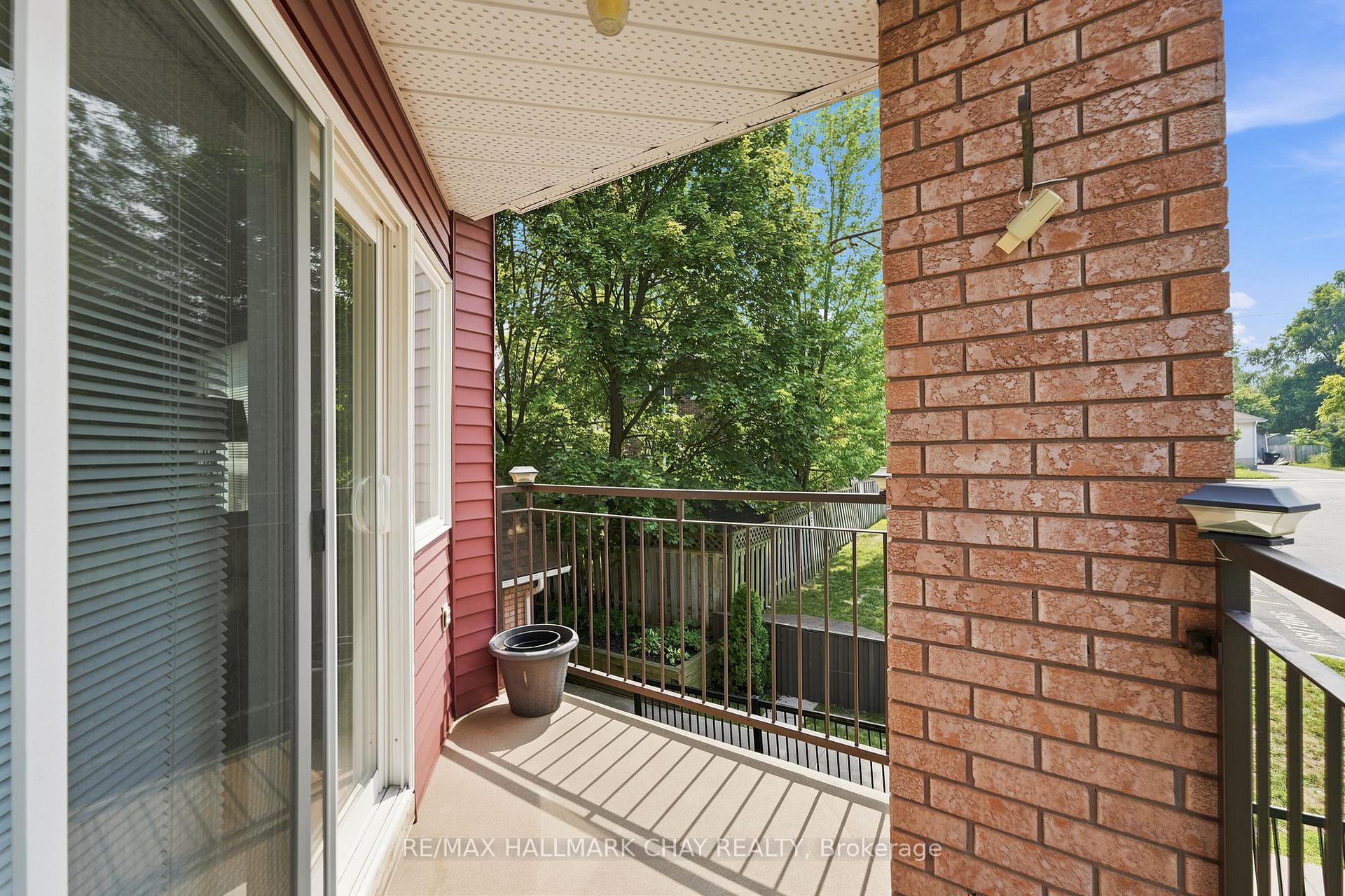 Photo 18 of Unit 201, 131 Clapperton Street, Barrie, Wellington — HOMEH