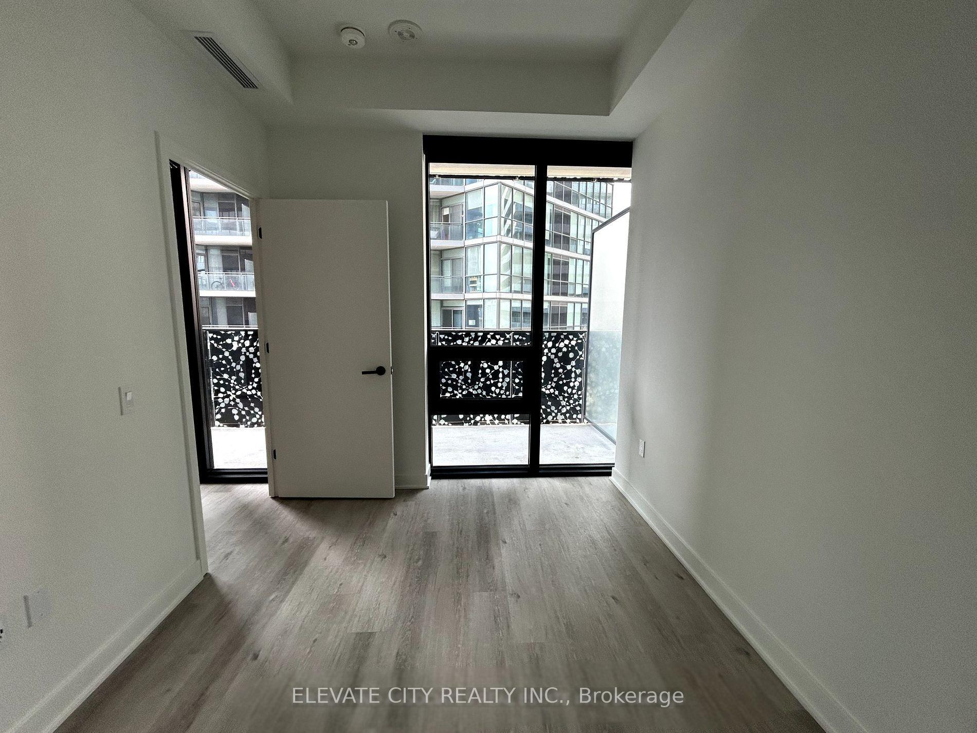 Photo 8 of Unit 1809, 55 Charles Street E, Toronto, Church-Yonge Corridor — HOMEH