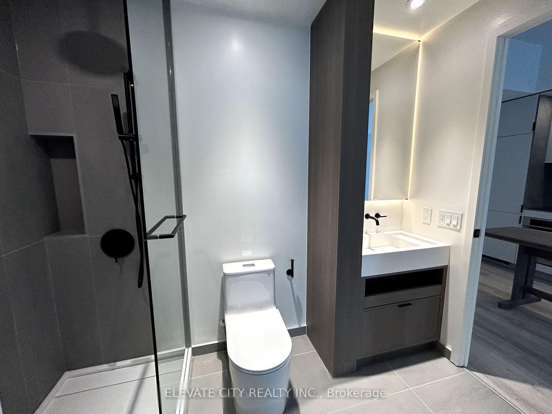 Photo 14 of Unit 1809, 55 Charles Street E, Toronto, Church-Yonge Corridor — HOMEH