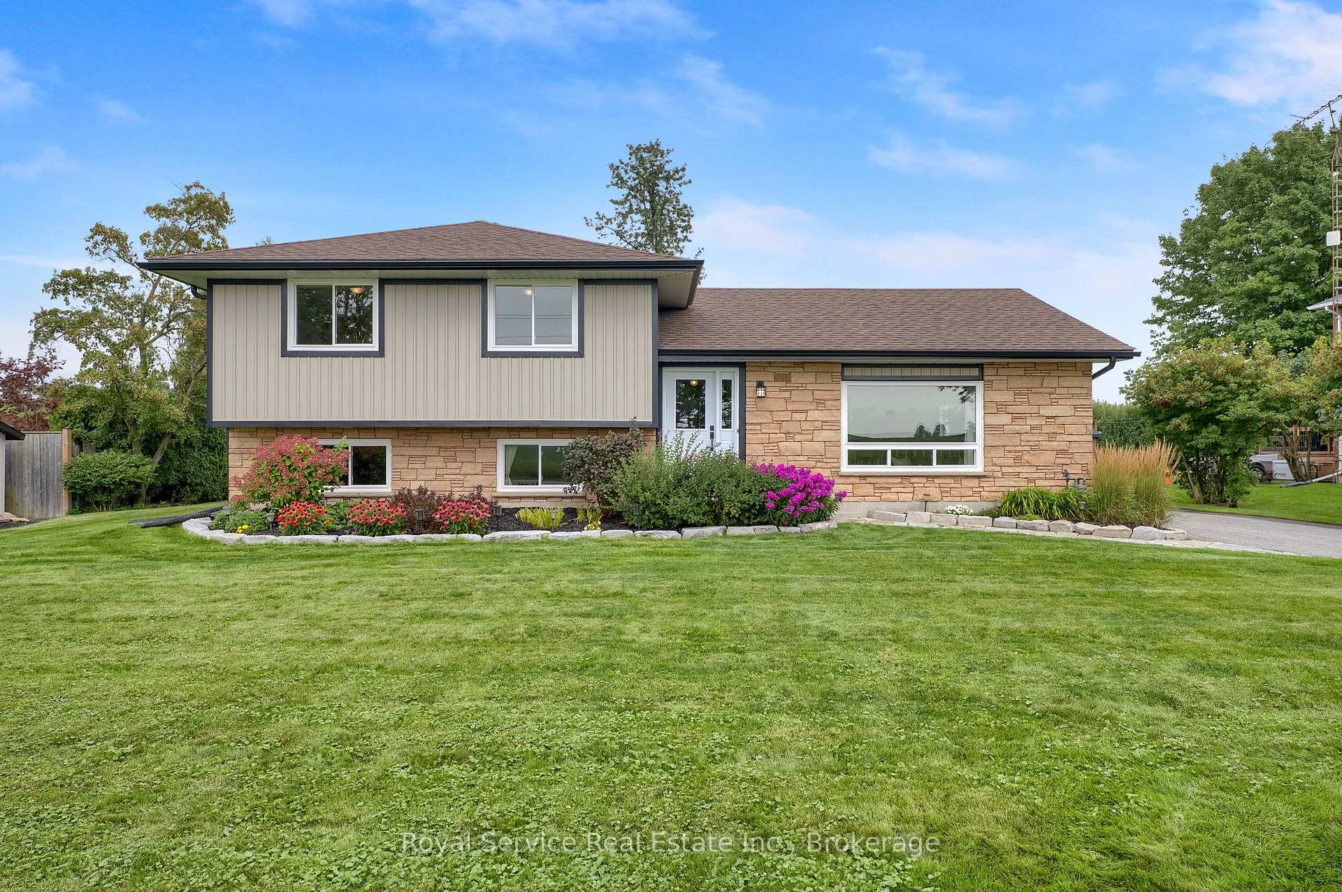 Photo 3 of 479 Regional Rd 42, Clarington, Rural Clarington — HOMEH