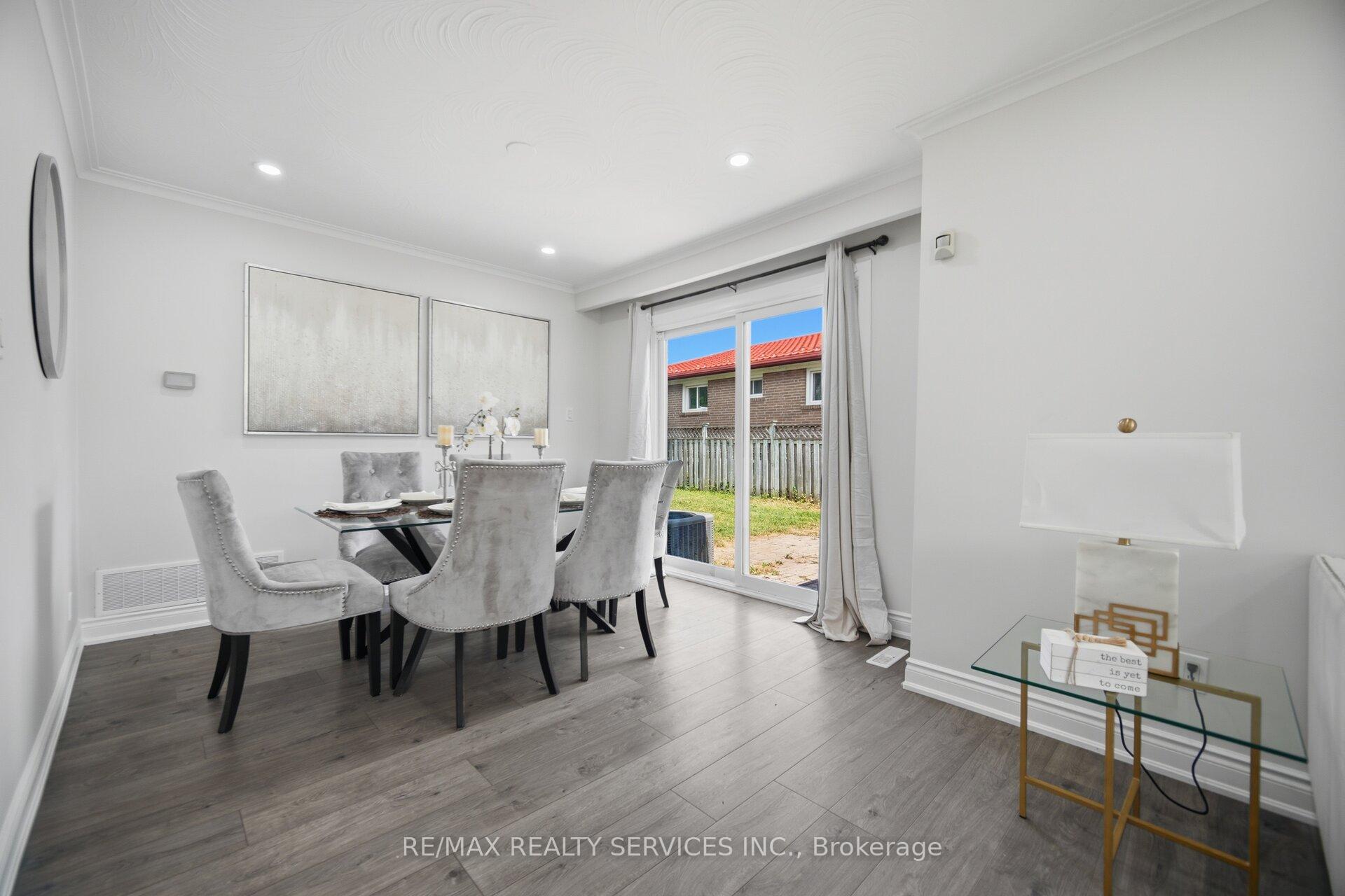 Photo 10 of 7493 Netherwood Road, Mississauga, Malton — HOMEH