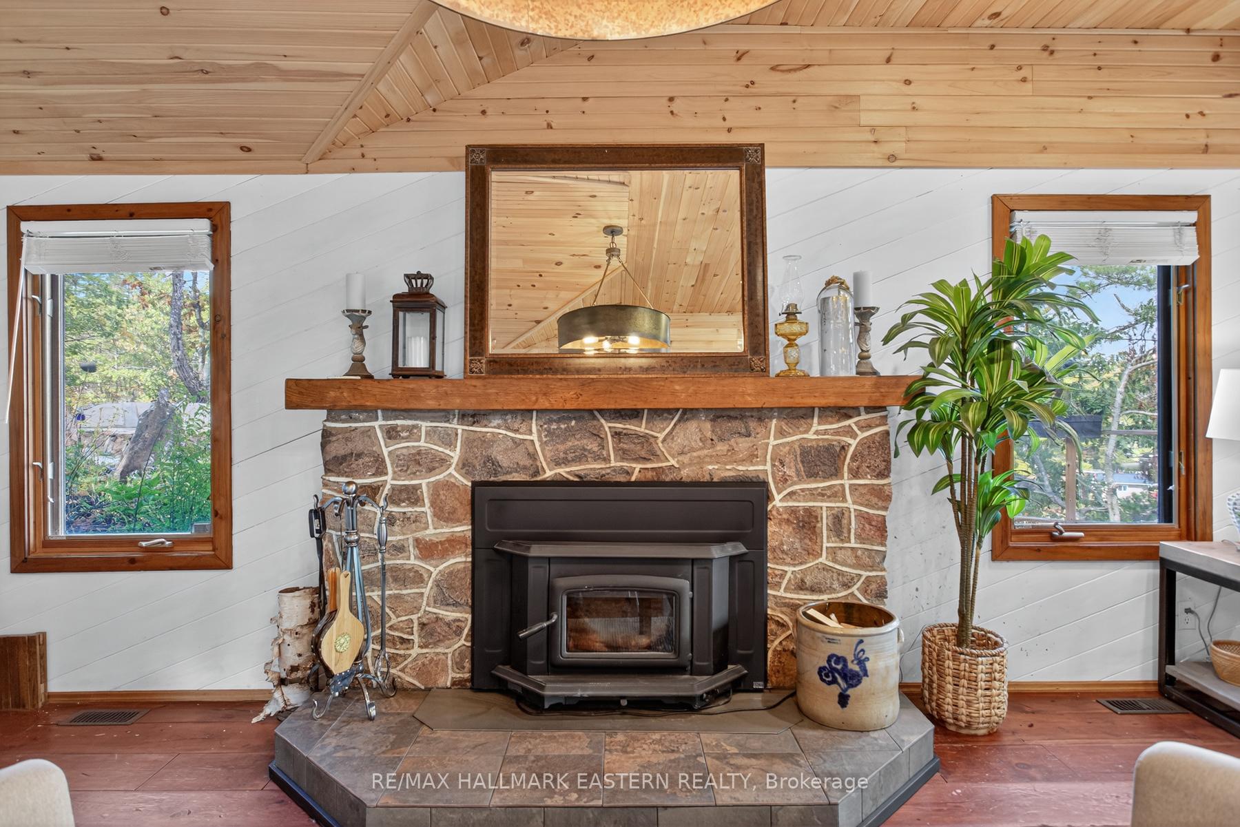 Photo 10 of 2712 Channel View Lane, Selwyn — HOMEH