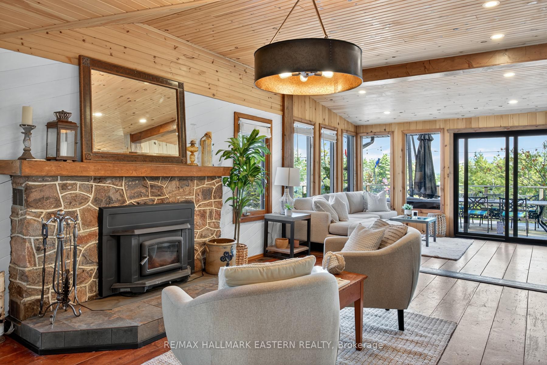 Photo 11 of 2712 Channel View Lane, Selwyn — HOMEH