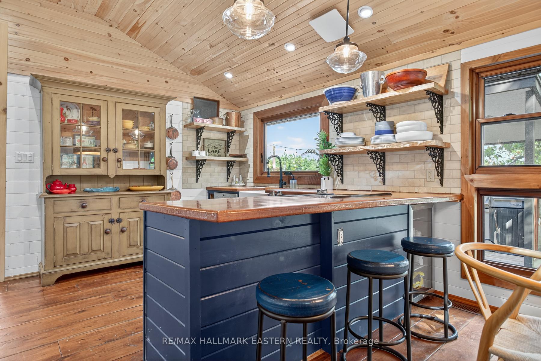 Photo 18 of 2712 Channel View Lane, Selwyn — HOMEH
