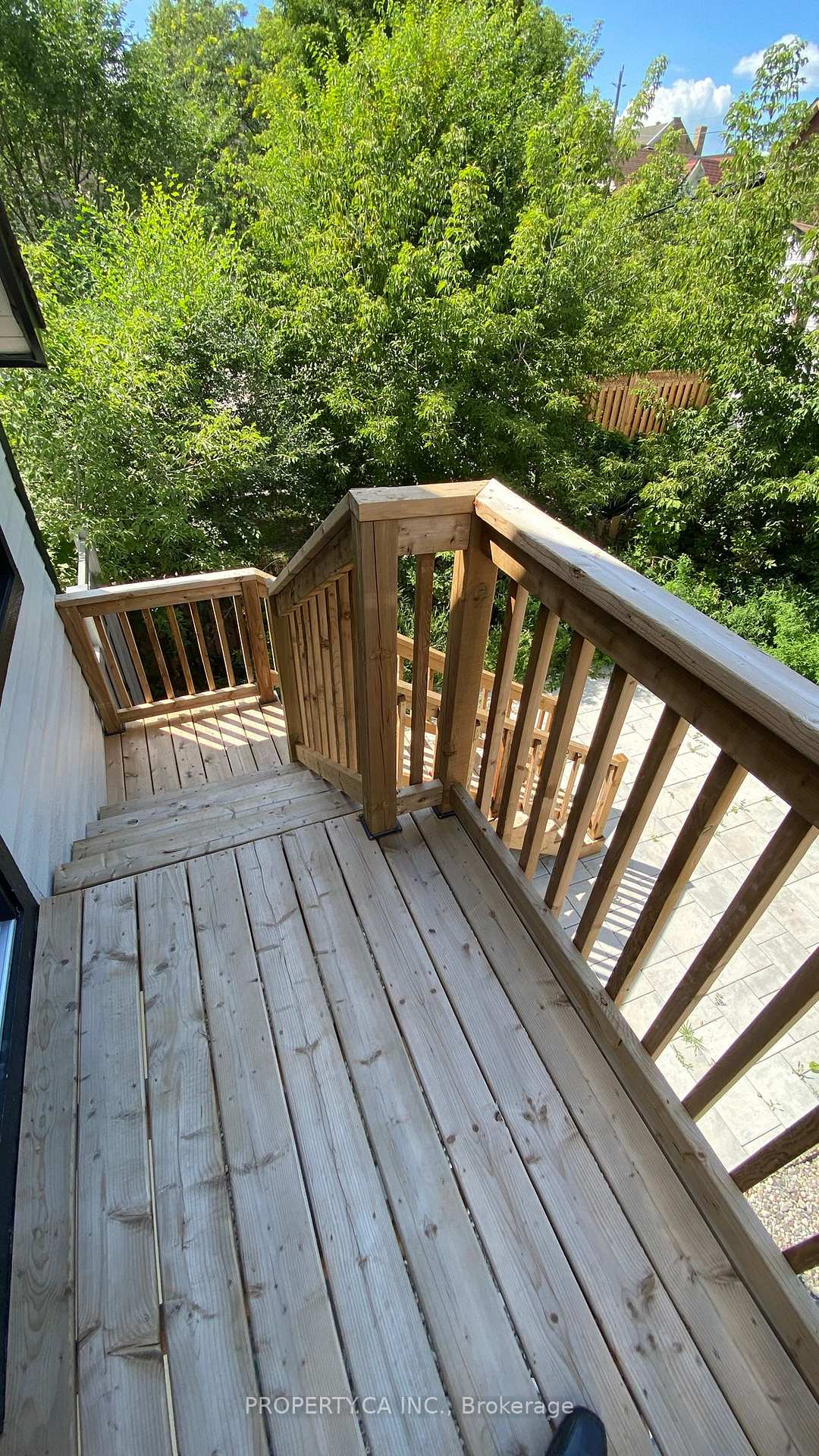 Photo 3 of Unit Unit C, 395 Gladstone Avenue, Ottawa, Ottawa Centre — HOMEH