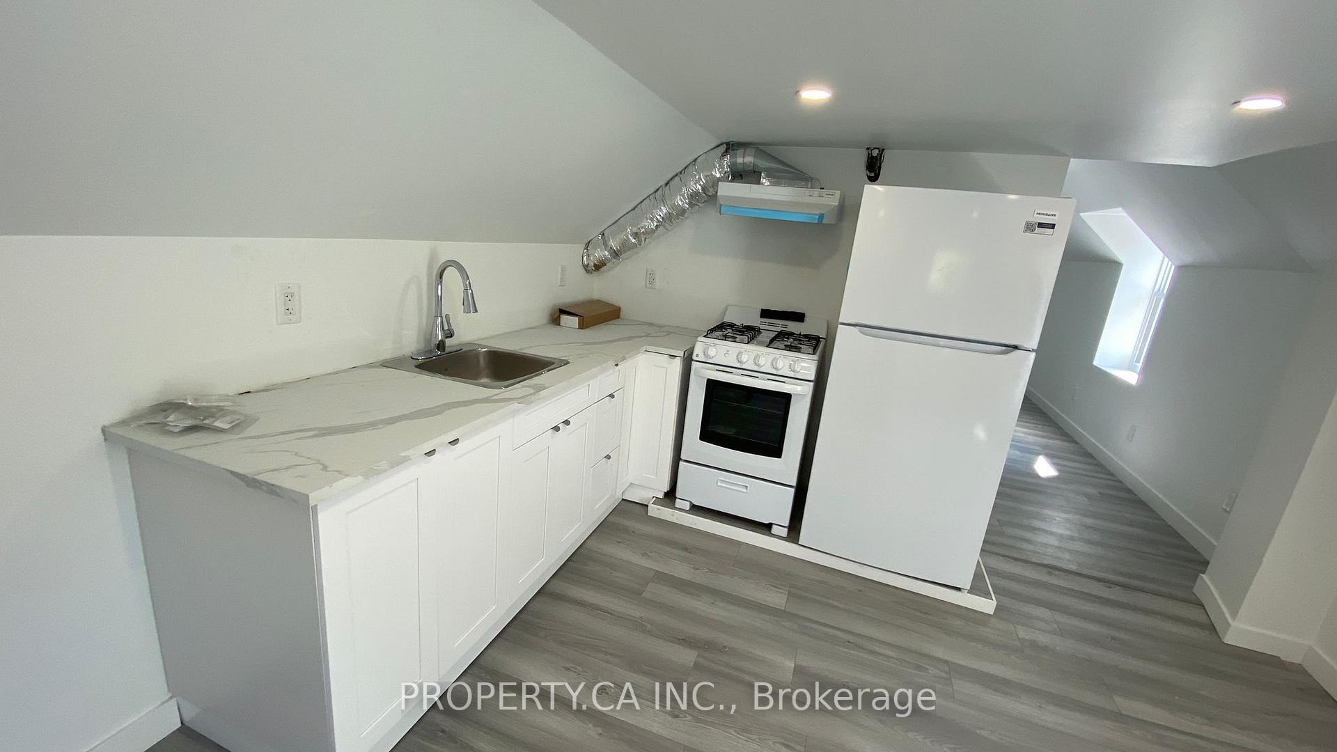 Photo 6 of Unit Unit C, 395 Gladstone Avenue, Ottawa, Ottawa Centre — HOMEH