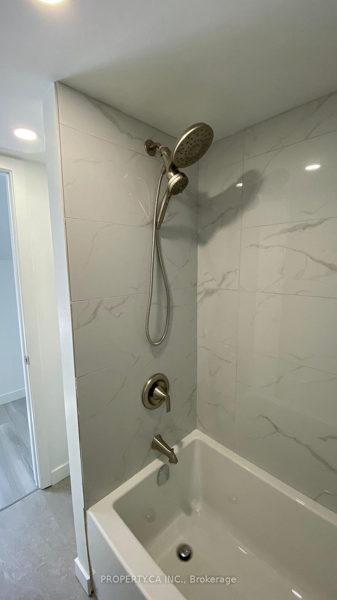 Photo 12 of Unit Unit C, 395 Gladstone Avenue, Ottawa, Ottawa Centre — HOMEH