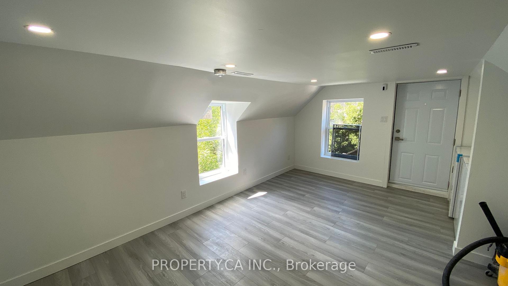 Photo 15 of Unit Unit C, 395 Gladstone Avenue, Ottawa, Ottawa Centre — HOMEH