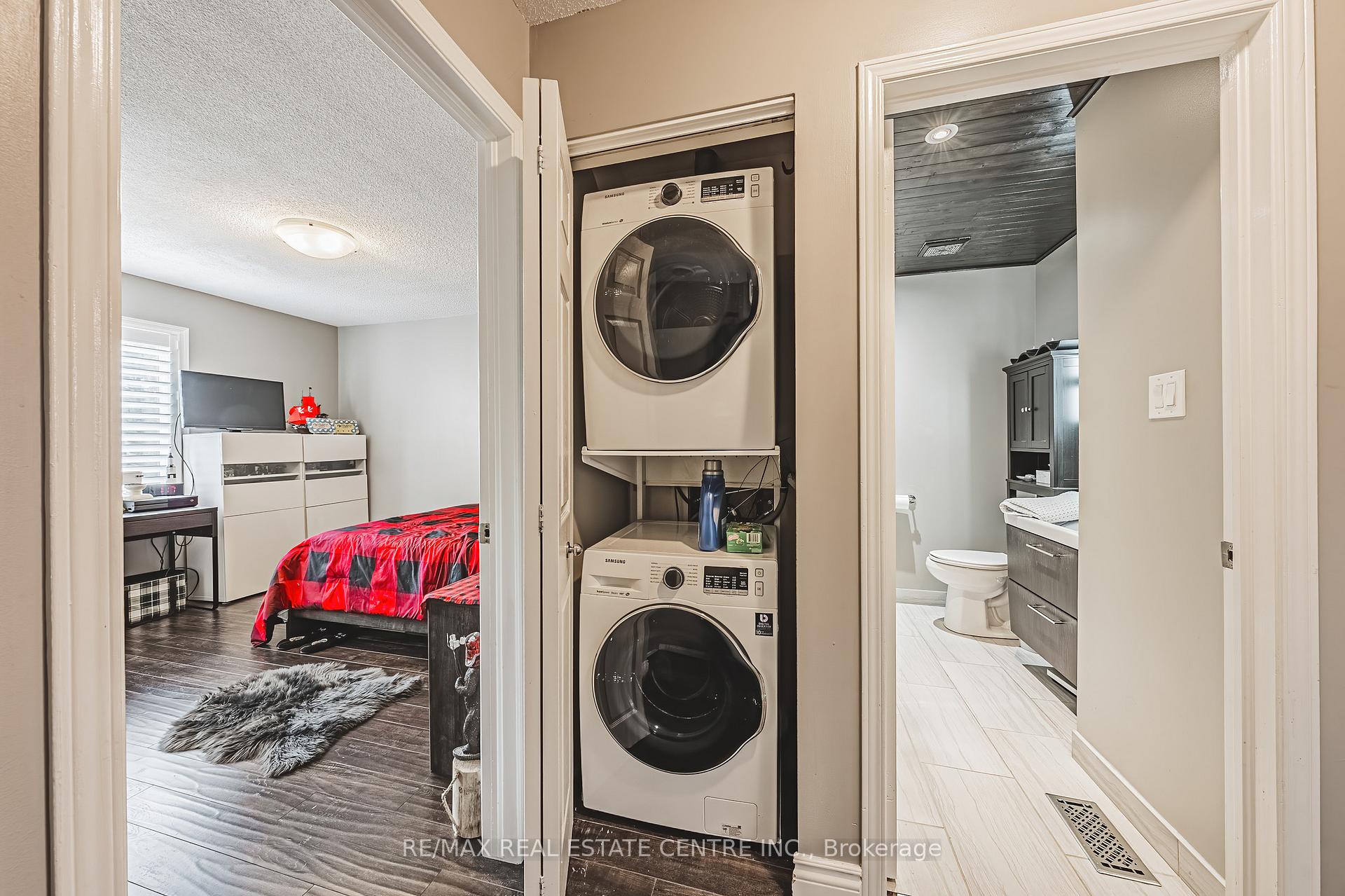 Photo 24 of Unit 3, 266 Limeridge Road E, Hamilton, Bruleville — HOMEH