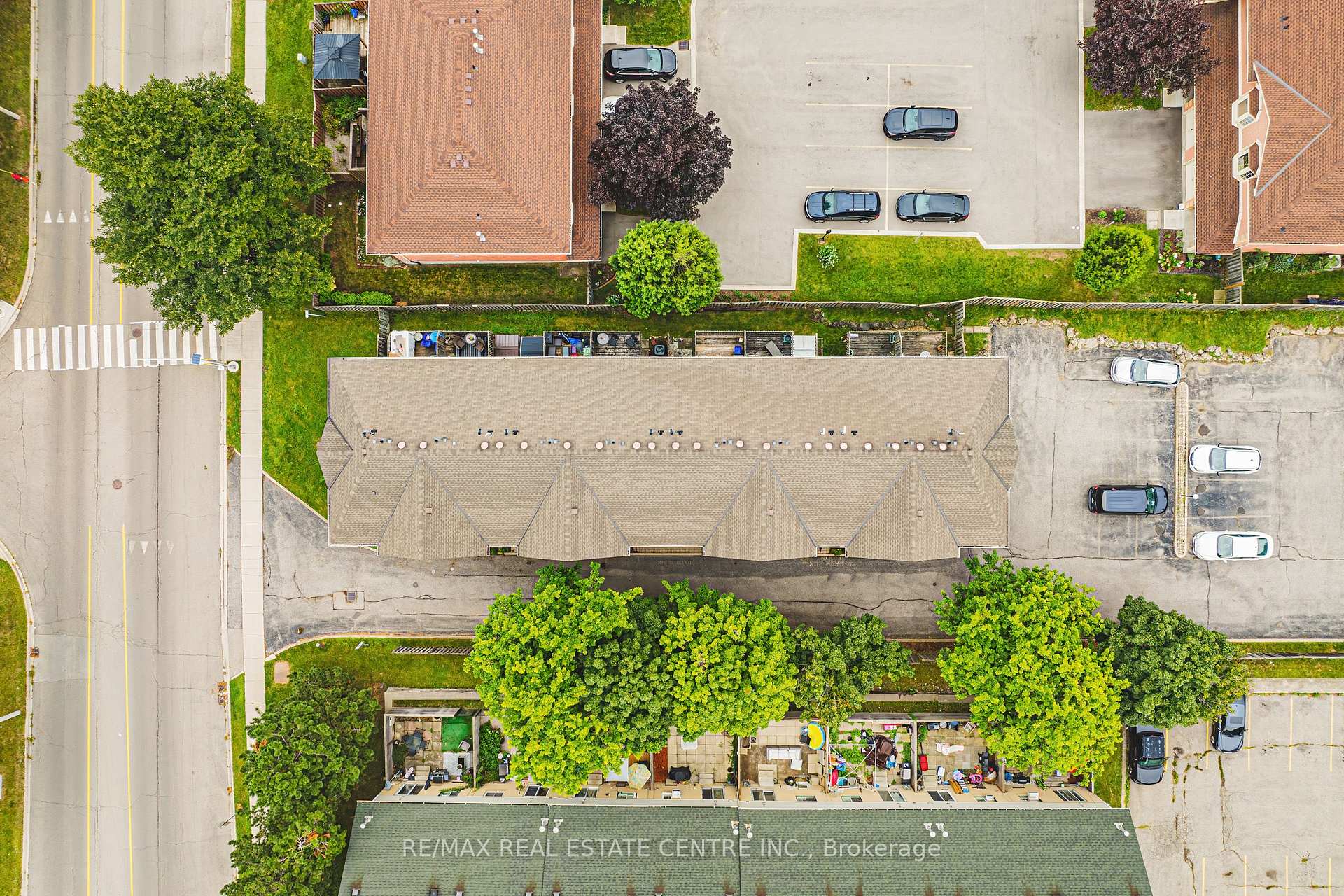 Photo 28 of Unit 3, 266 Limeridge Road E, Hamilton, Bruleville — HOMEH