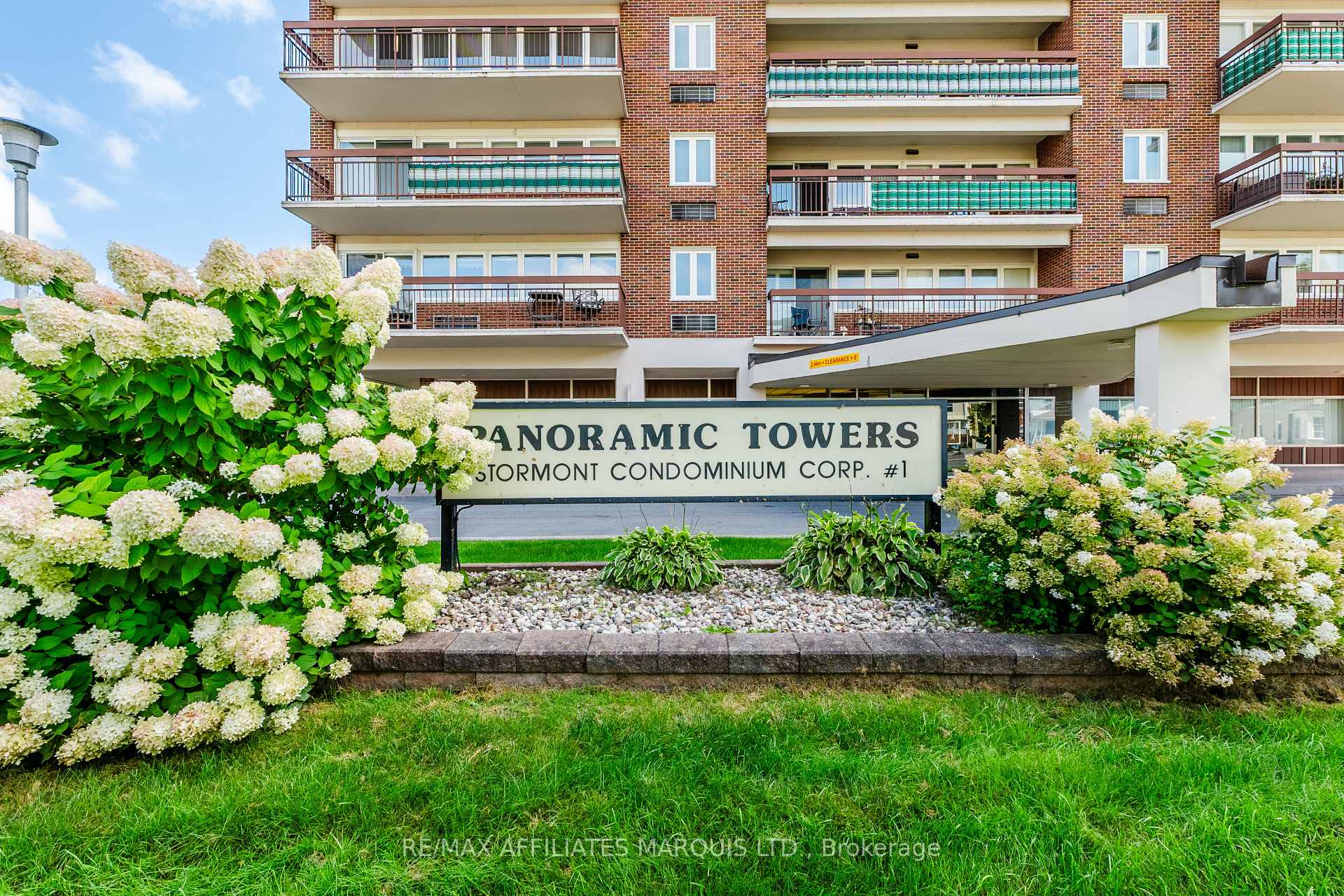 Photo 2 of Unit 806, 308 Second Street E, Cornwall, Cornwall — HOMEH