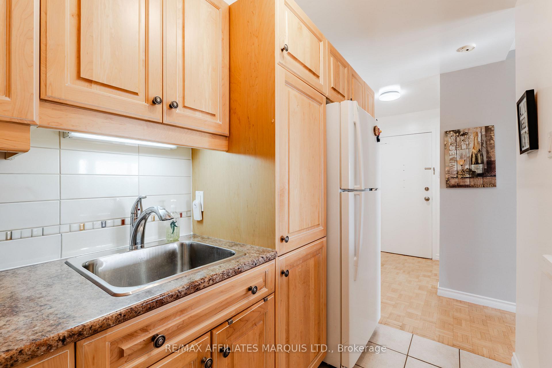 Photo 15 of Unit 806, 308 Second Street E, Cornwall, Cornwall — HOMEH