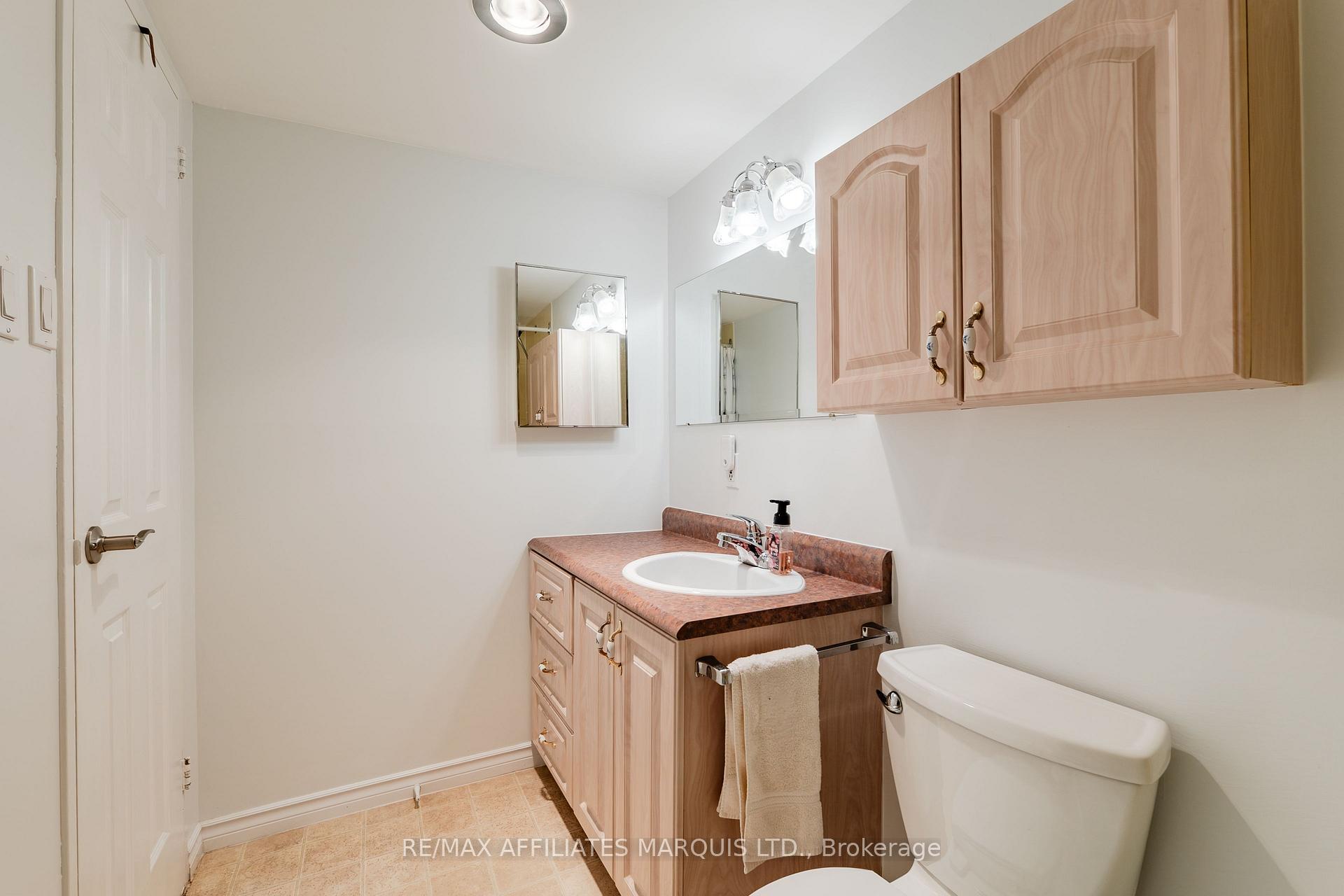Photo 24 of Unit 806, 308 Second Street E, Cornwall, Cornwall — HOMEH