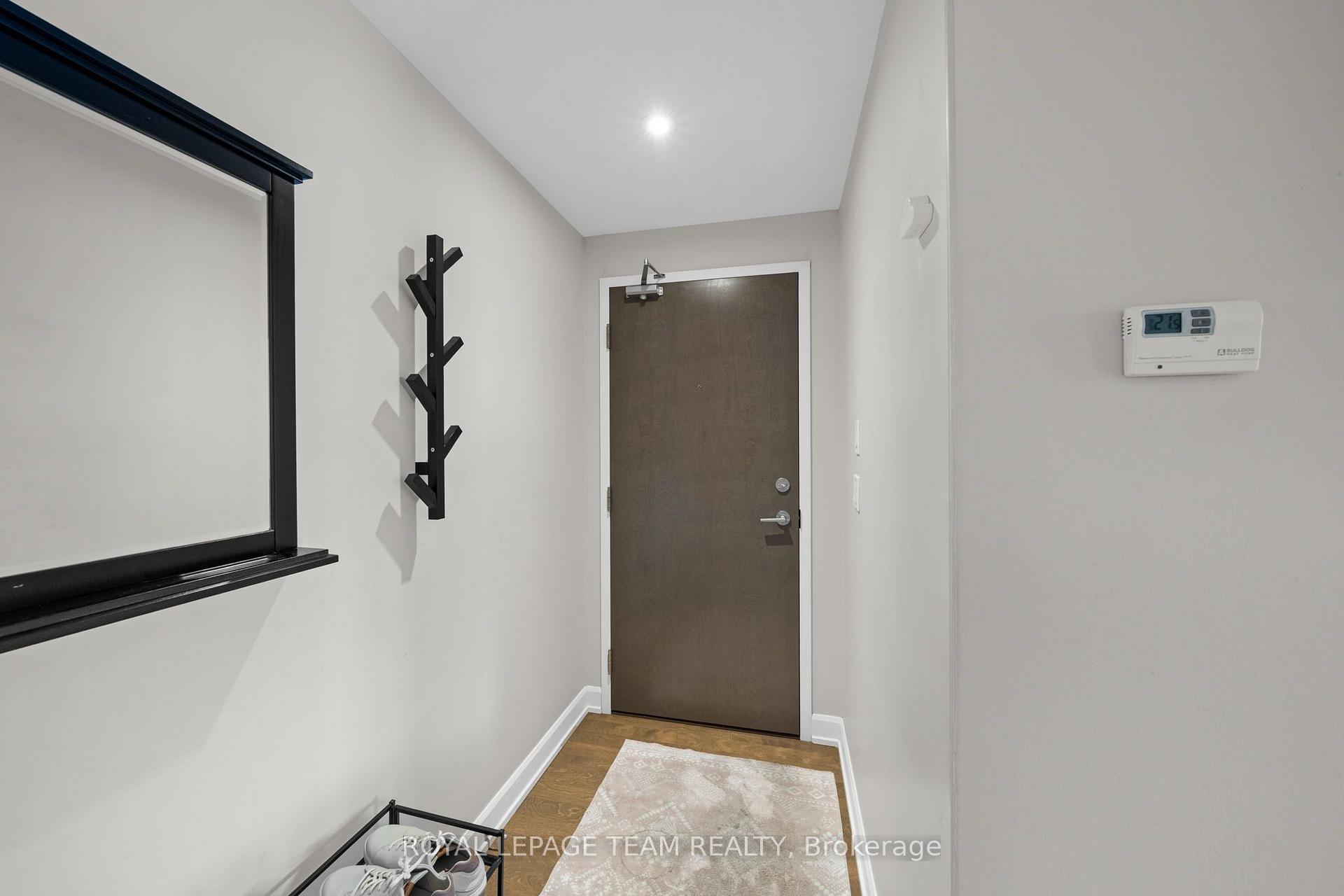 Photo 7 of Unit 304, 10 Rosemount Avenue, Ottawa, Hintonburg — HOMEH