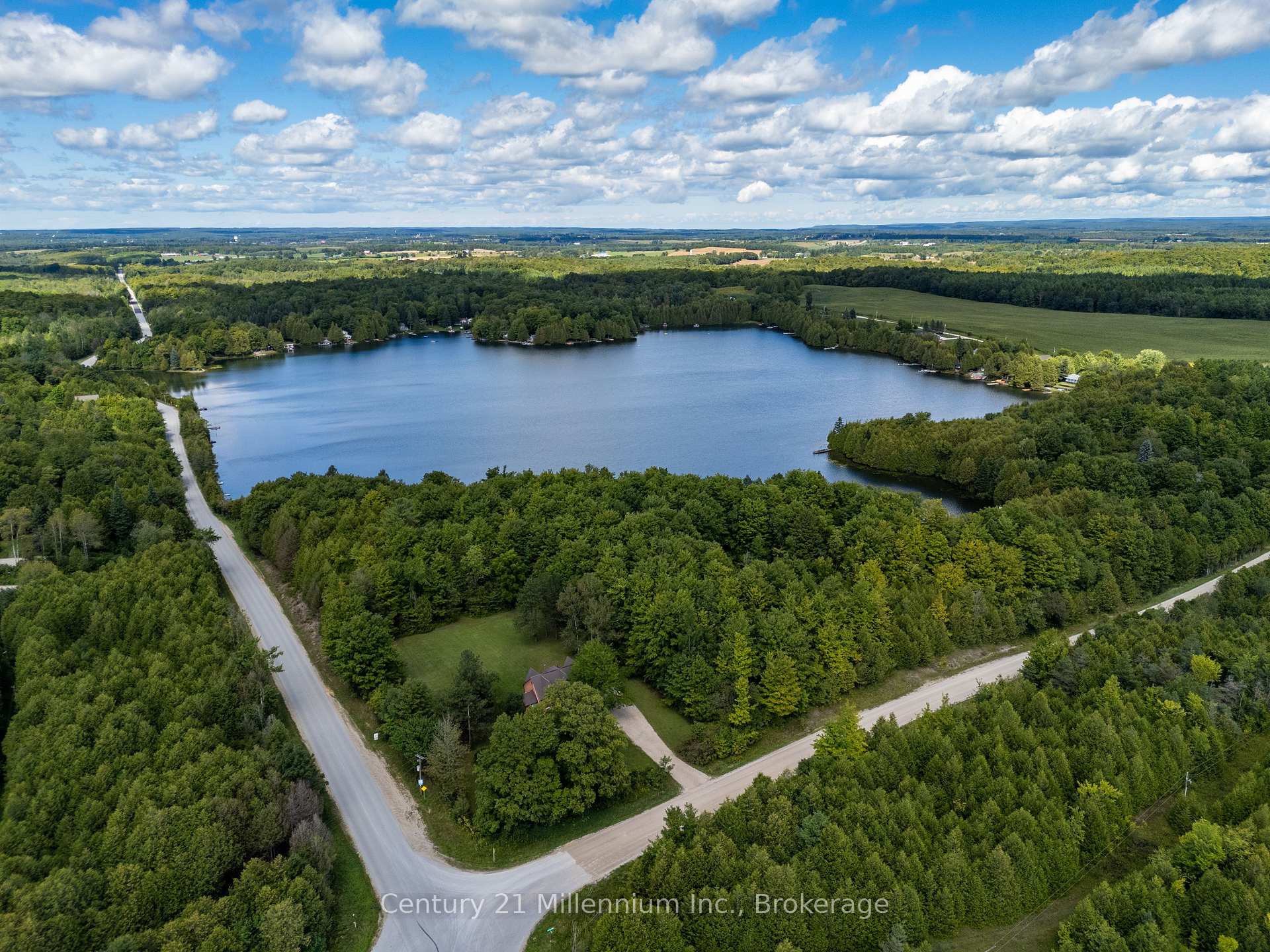 Photo 6 of 425005 Irish Lake Road, Grey Highlands — HOMEH