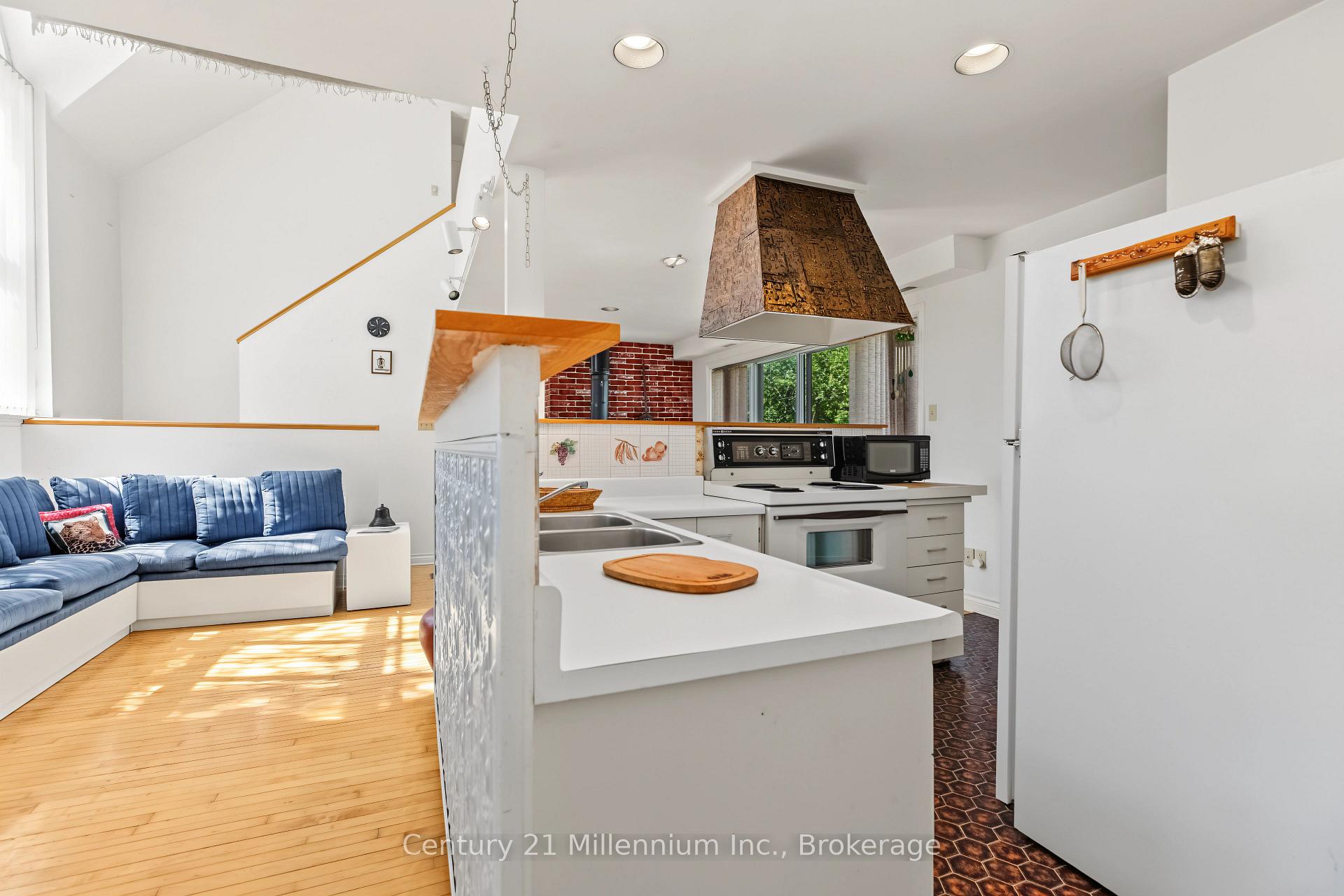 Photo 32 of 425005 Irish Lake Road, Grey Highlands — HOMEH