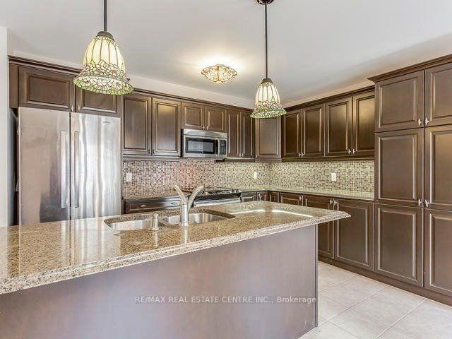 Photo 2 of Unit Main, 41 Haverty Trail, Brampton, Northwest Brampton — HOMEH