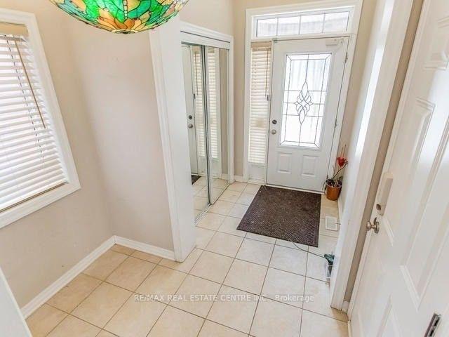 Photo 3 of Unit Main, 41 Haverty Trail, Brampton, Northwest Brampton — HOMEH
