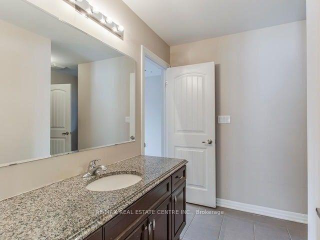 Photo 6 of Unit Main, 41 Haverty Trail, Brampton, Northwest Brampton — HOMEH