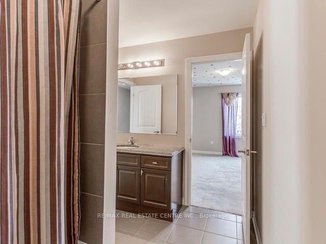 Photo 11 of Unit Main, 41 Haverty Trail, Brampton, Northwest Brampton — HOMEH