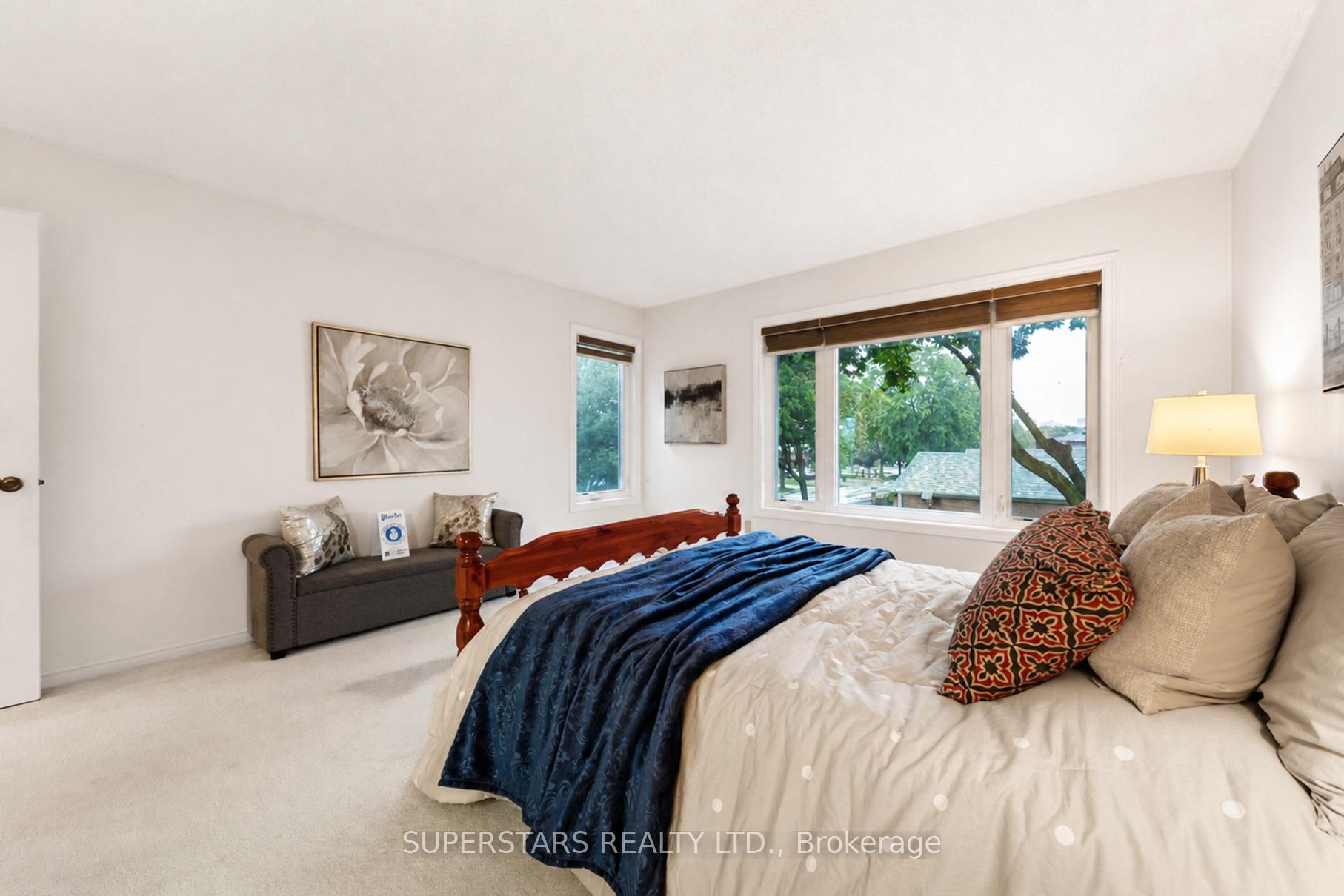 Photo 23 of 48 Coverdale Crescent, Scarborough, Steeles — HOMEH