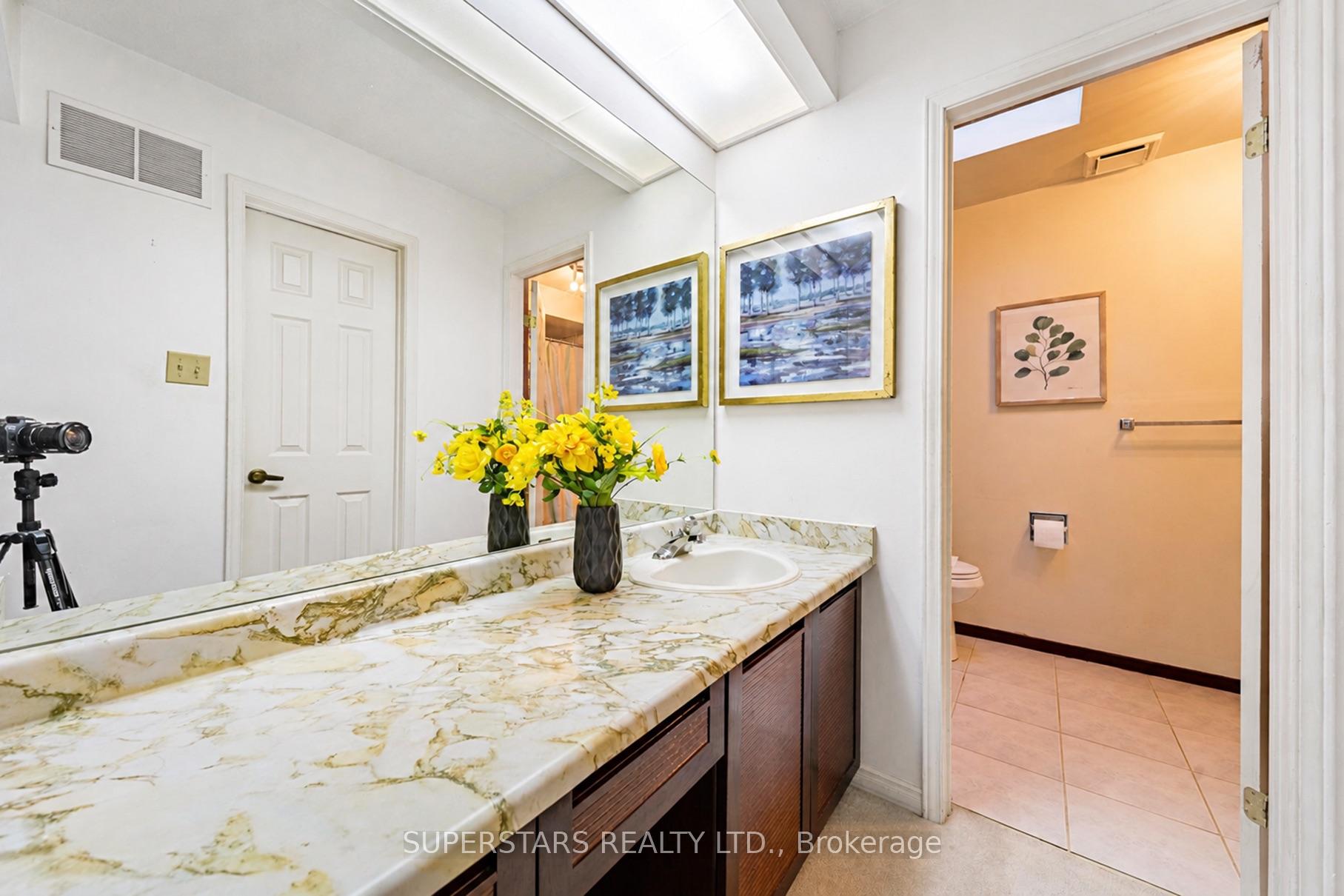 Photo 25 of 48 Coverdale Crescent, Scarborough, Steeles — HOMEH