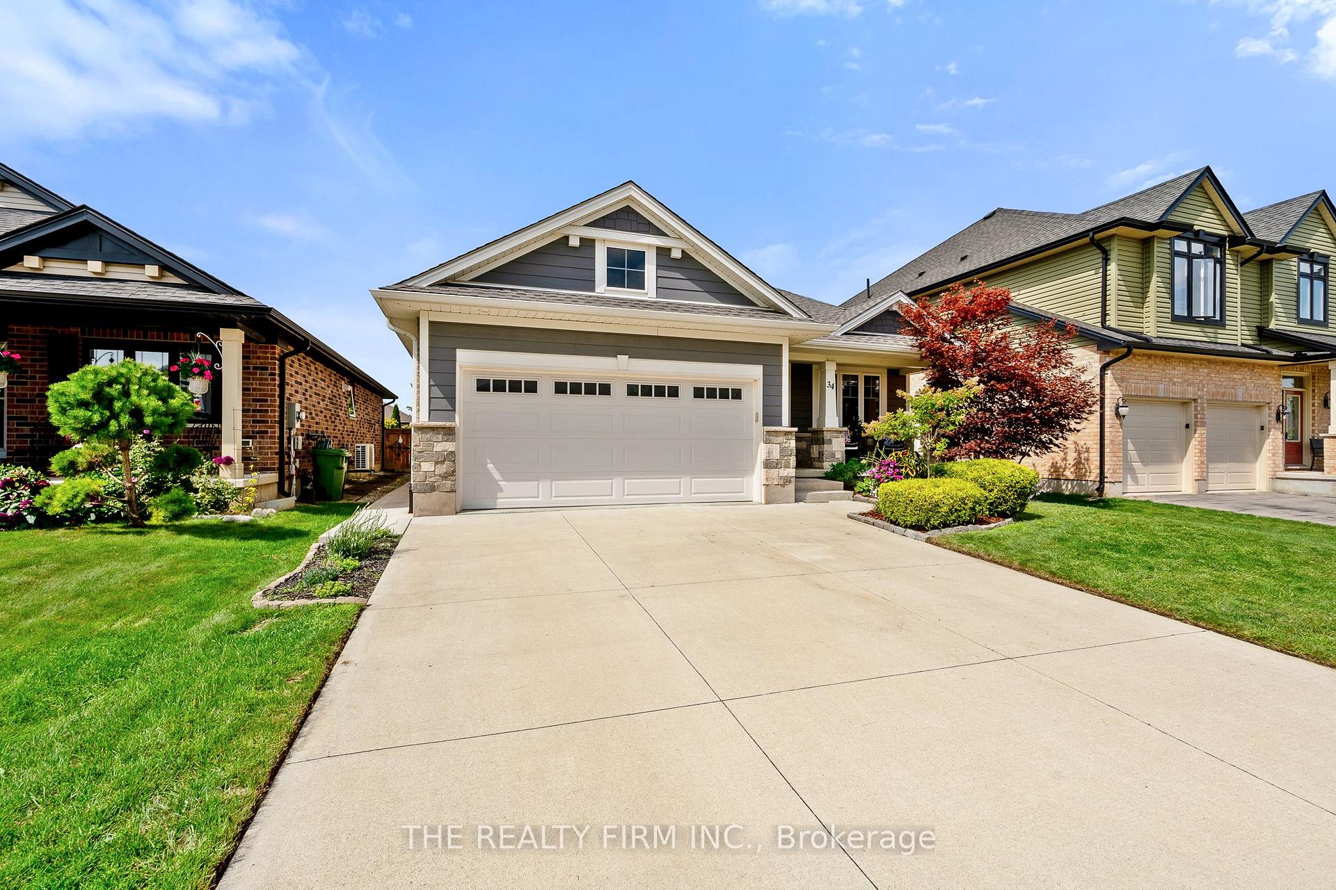 Photo 2 of 34 Ashberry Place, St. Thomas — HOMEH
