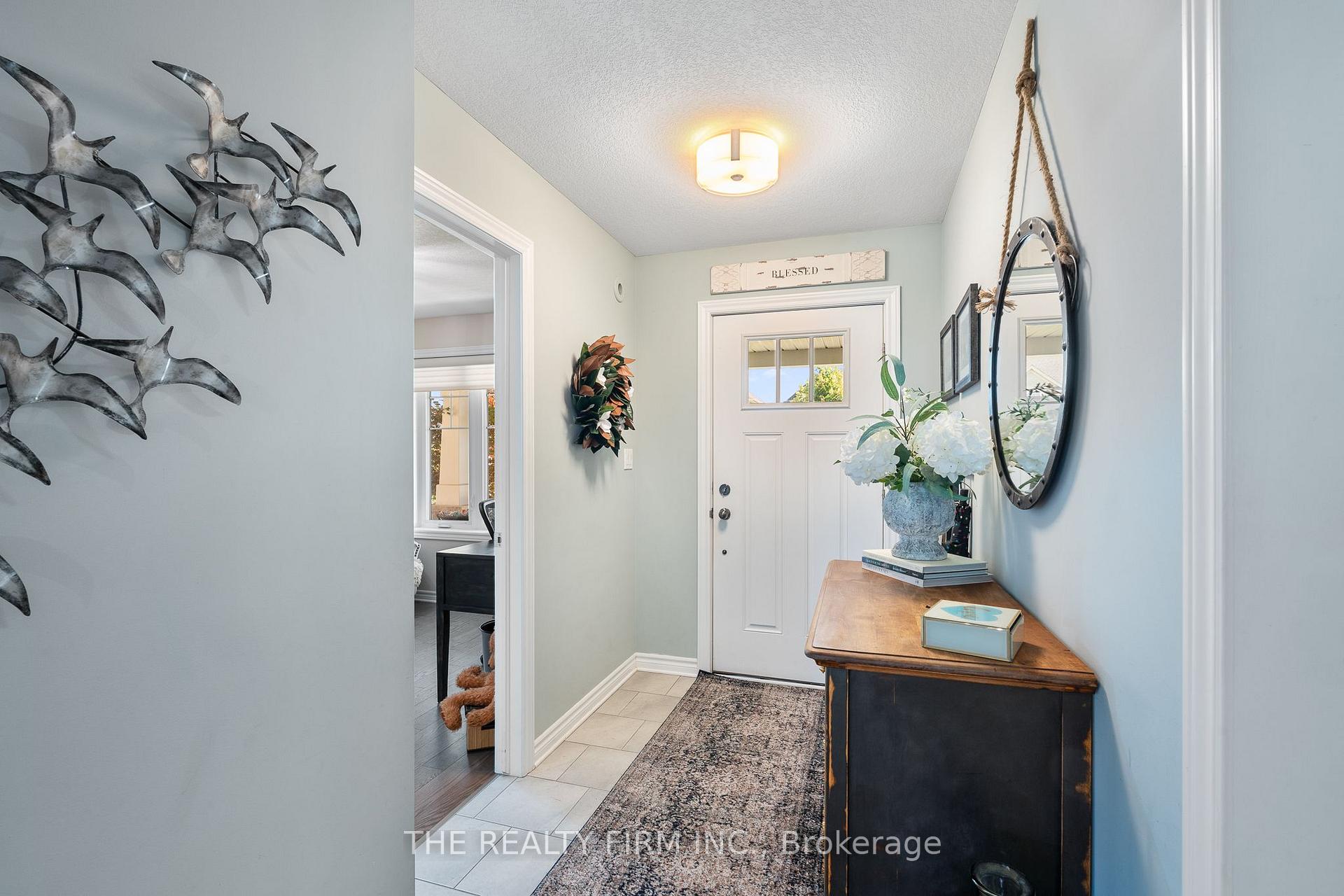 Photo 5 of 34 Ashberry Place, St. Thomas — HOMEH