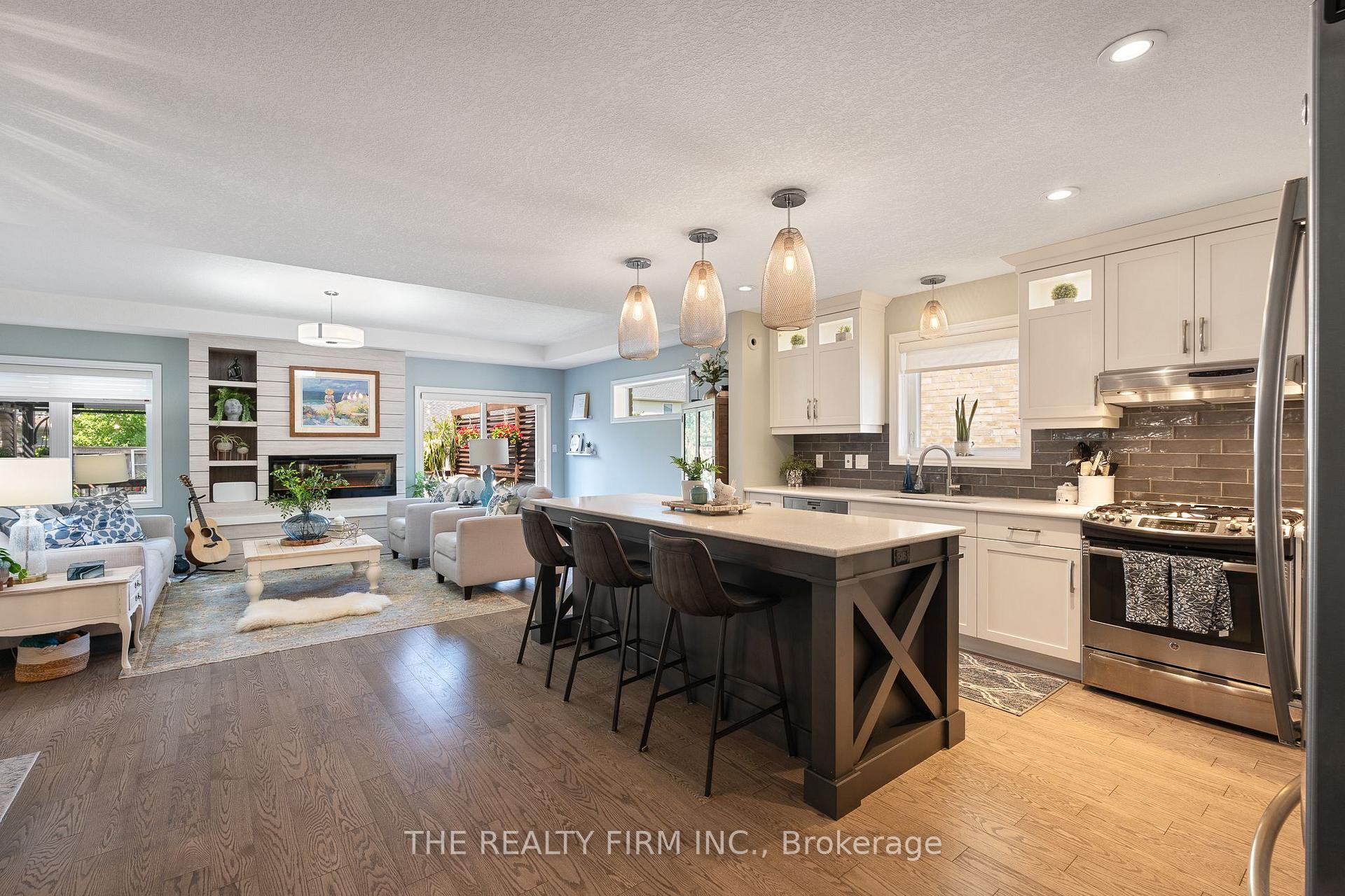 Photo 7 of 34 Ashberry Place, St. Thomas — HOMEH