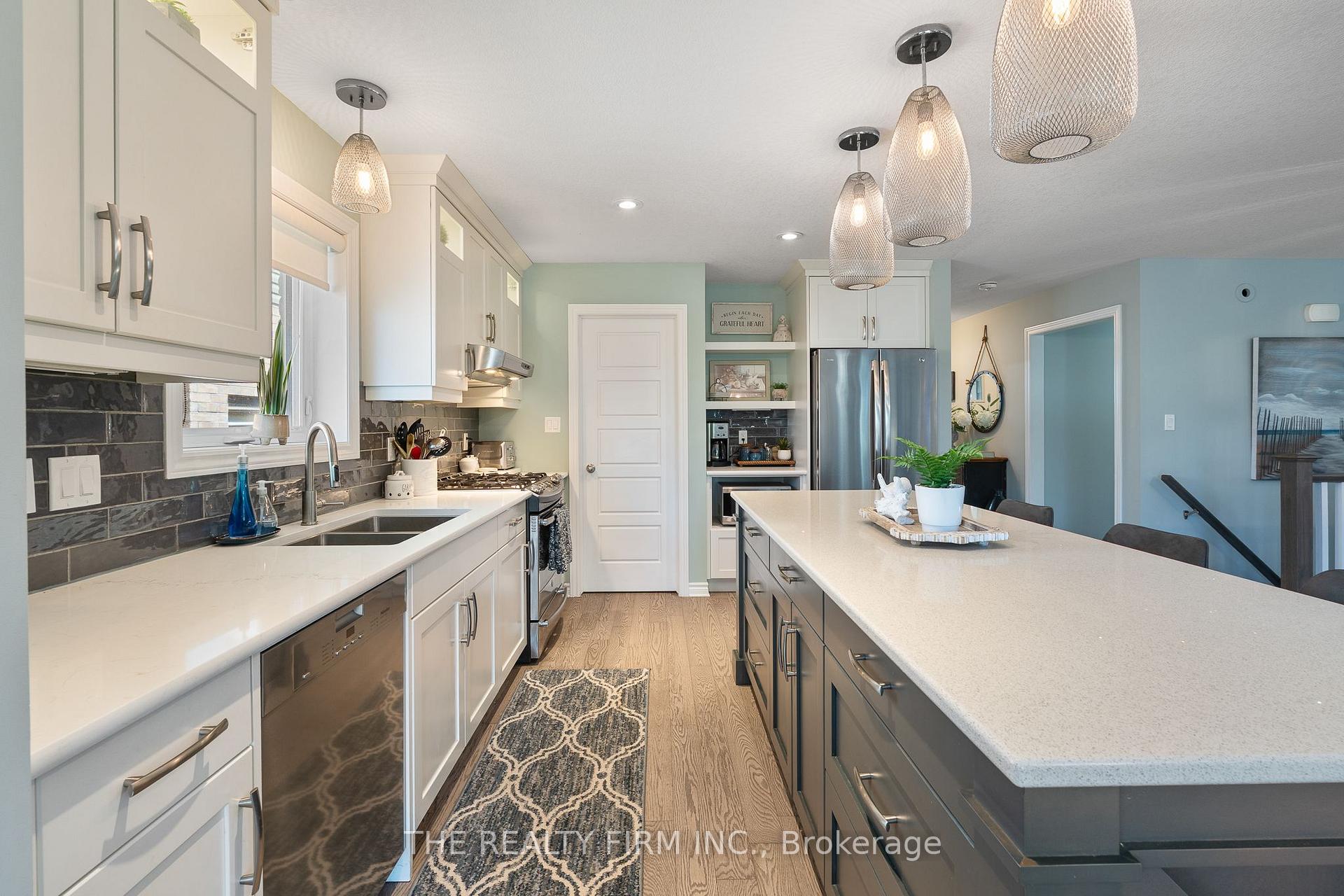 Photo 10 of 34 Ashberry Place, St. Thomas — HOMEH