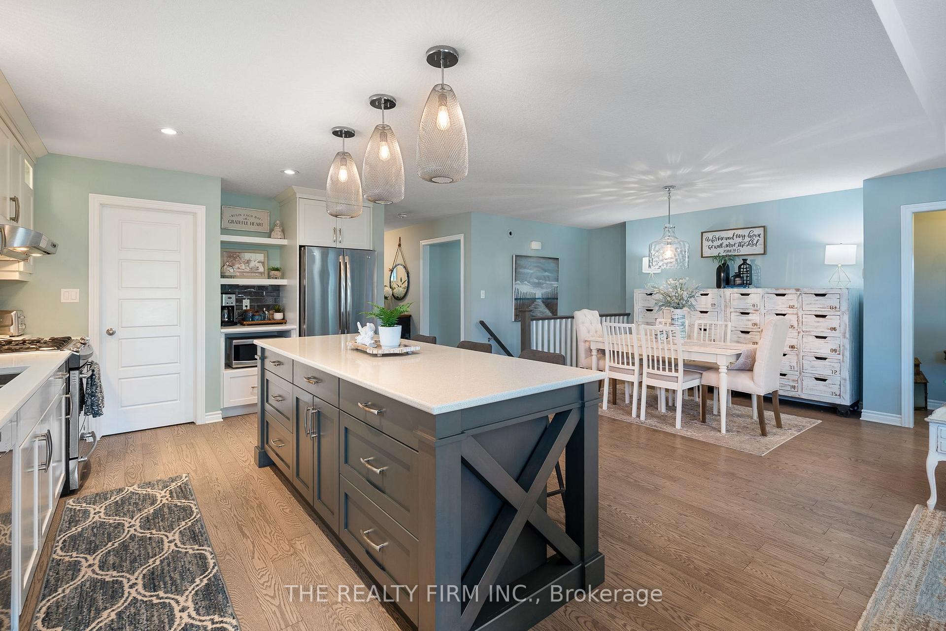Photo 11 of 34 Ashberry Place, St. Thomas — HOMEH