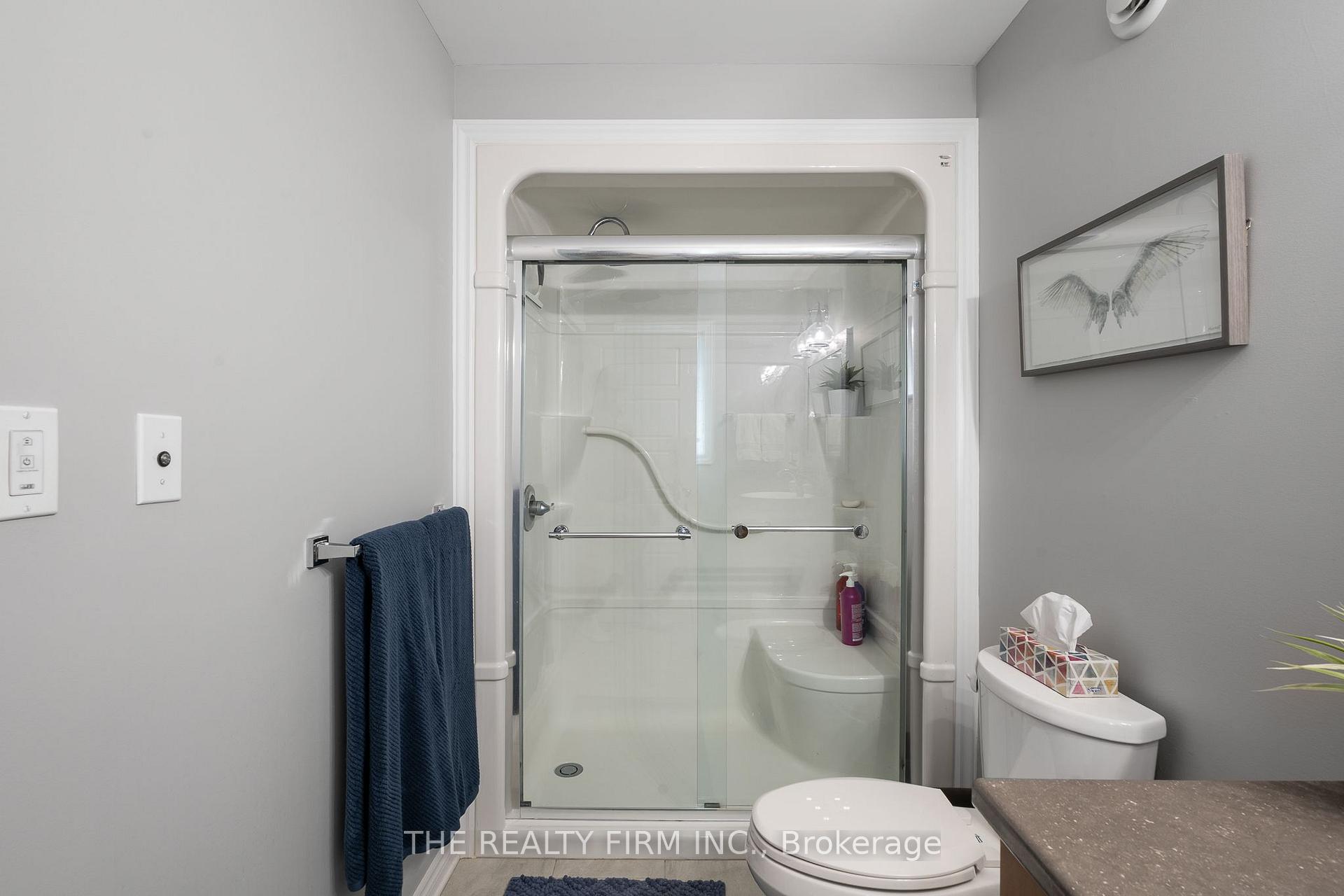 Photo 21 of 34 Ashberry Place, St. Thomas — HOMEH